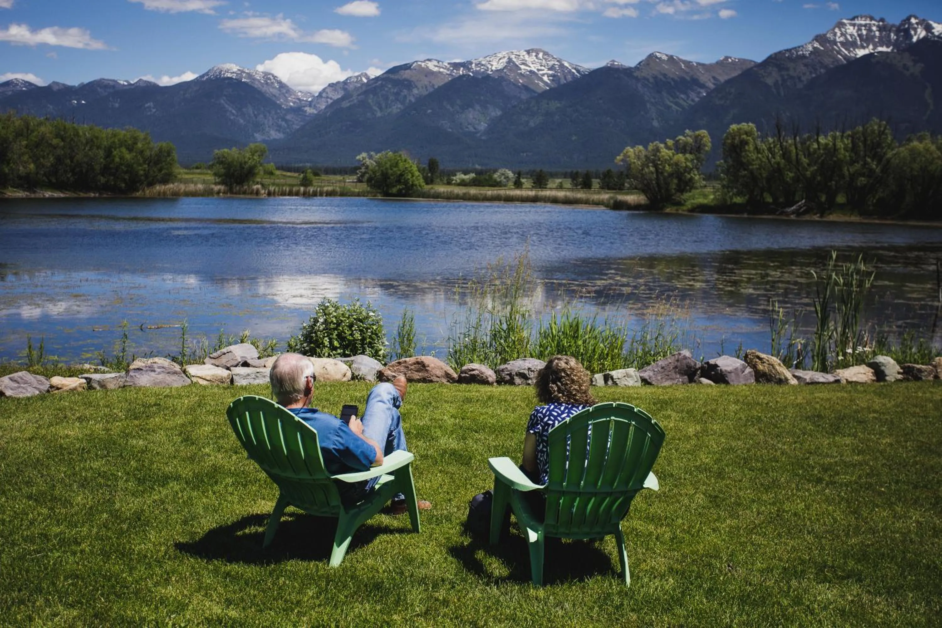 Mountain view in Ninepipes Lodge