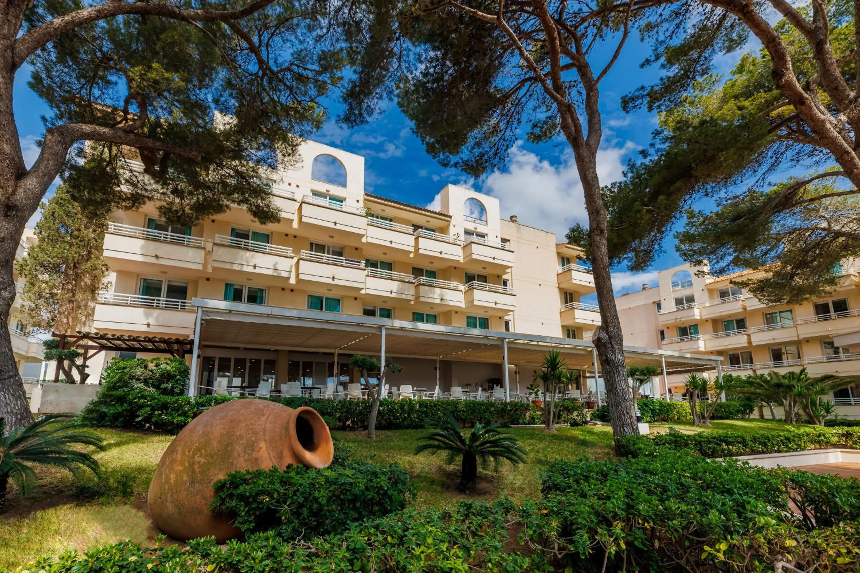 Property building in O7 Club Cala Ratjada
