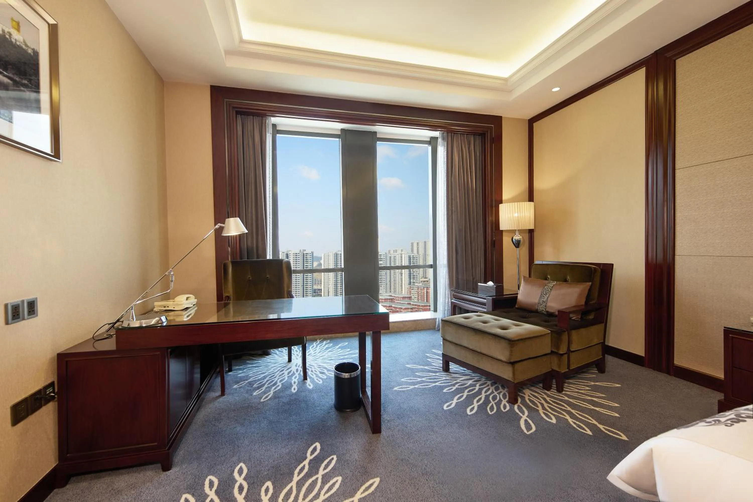 Seating area, Bed in Wyndham Grand Plaza Royale Chenzhou