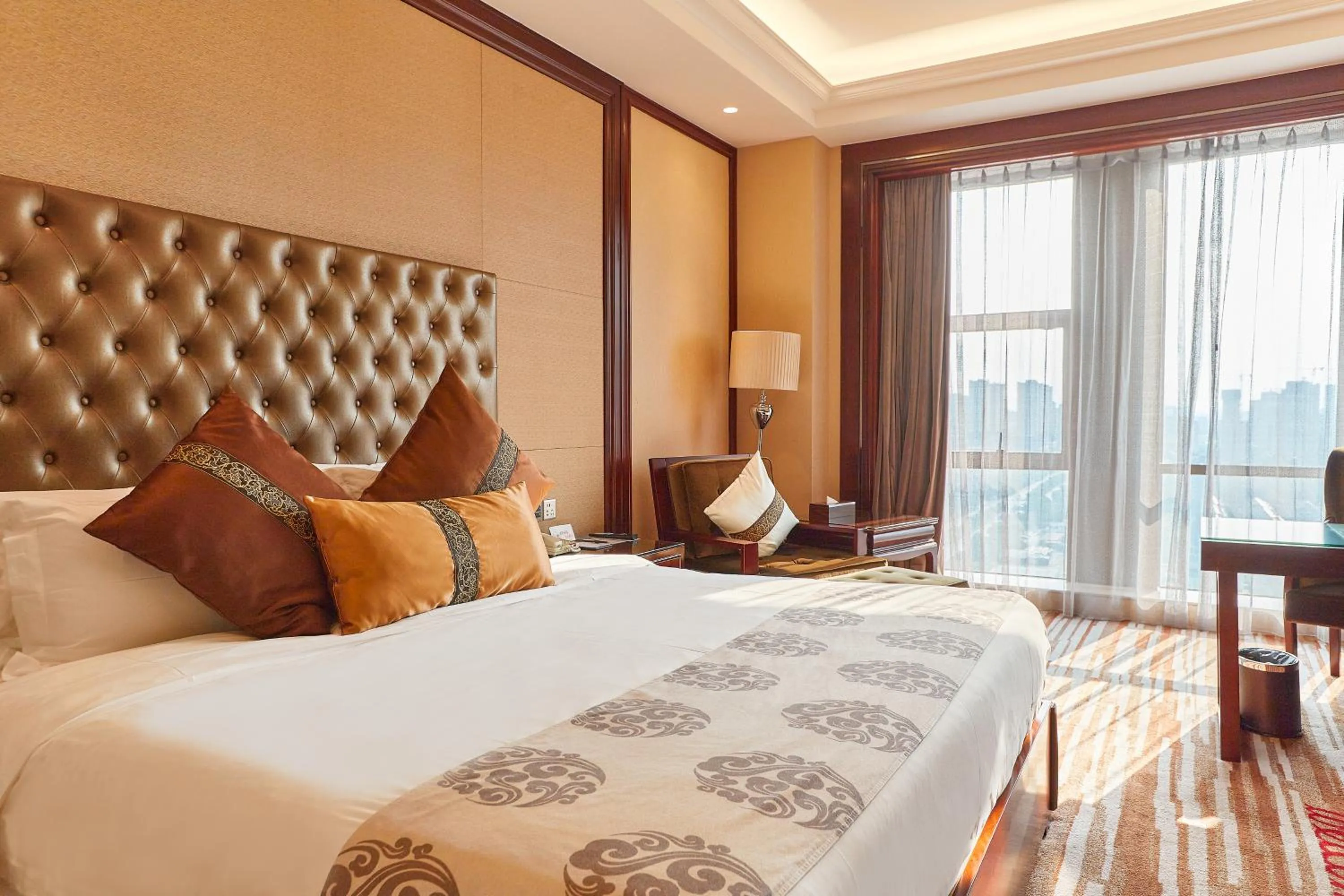 Bed in Wyndham Grand Plaza Royale Chenzhou
