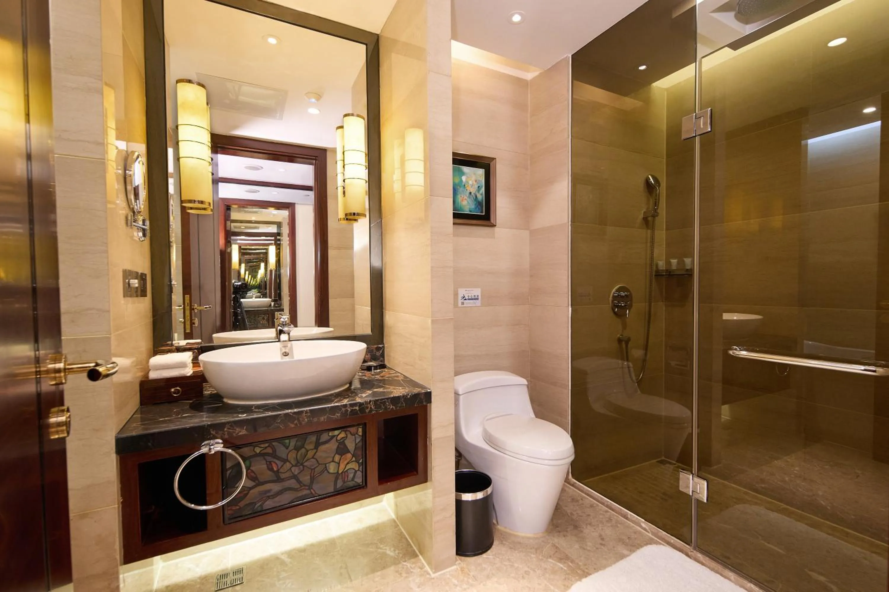 Toilet in Wyndham Grand Plaza Royale Chenzhou