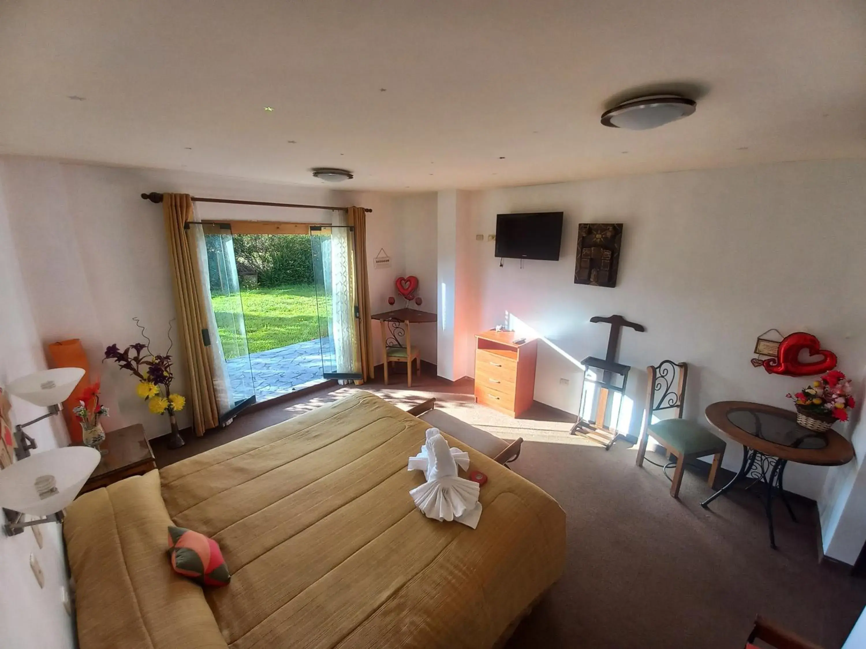 Deluxe King Room in Hotel Pumakala Deluxe King Room in Hotel Pumakala