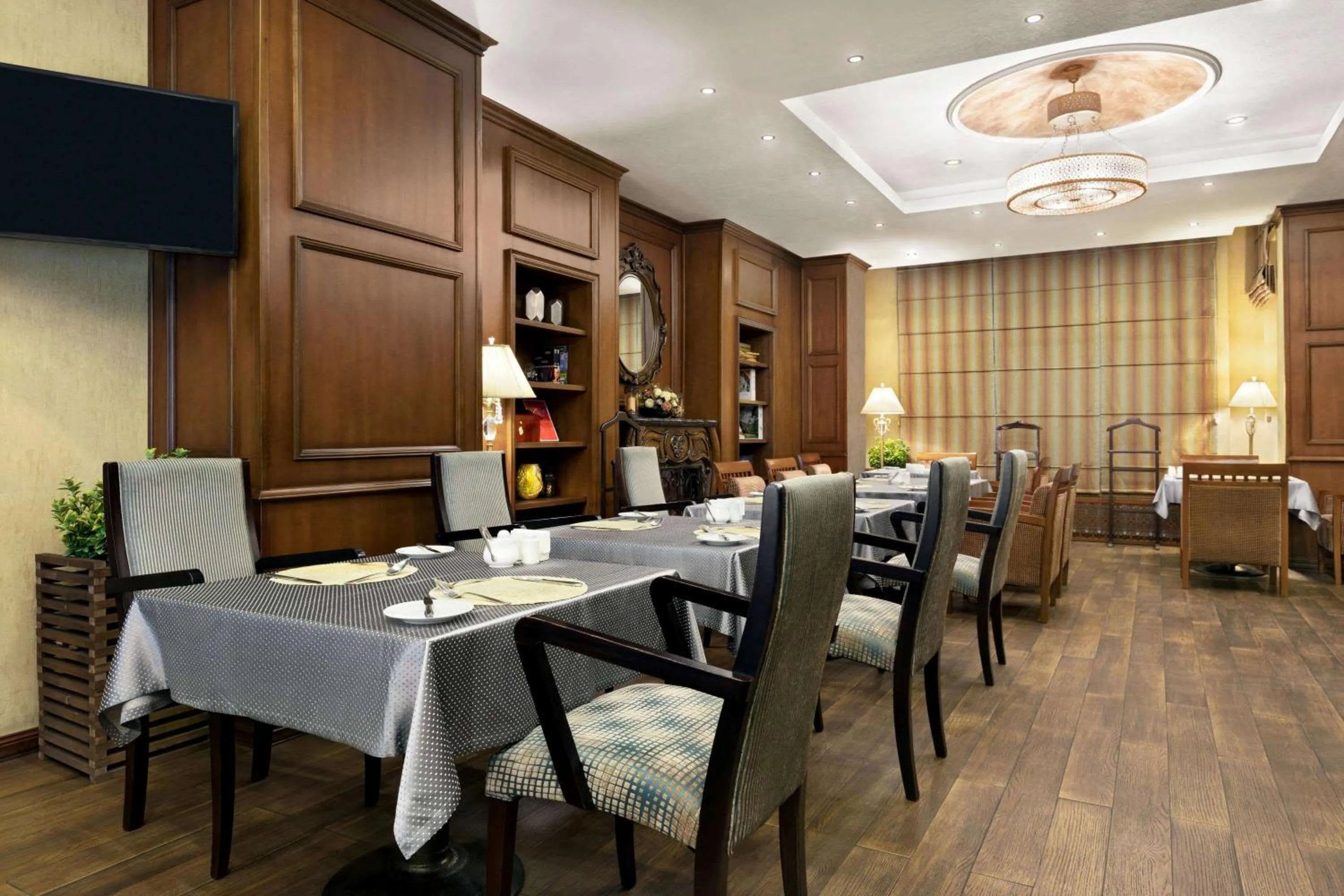 Restaurant/places to eat in Ramada by Wyndham Bishkek Centre
