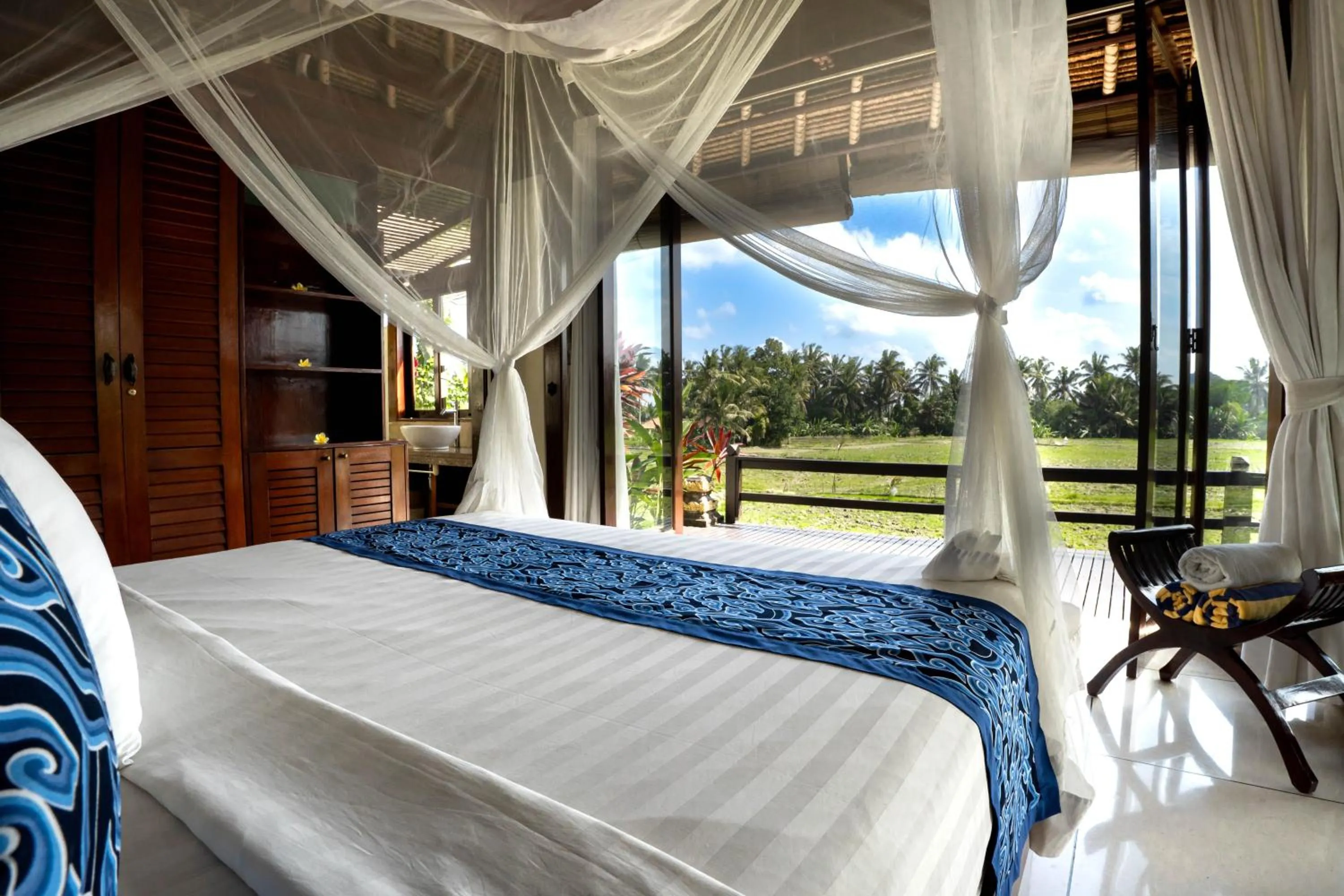 Bed in Bali Harmony Villa