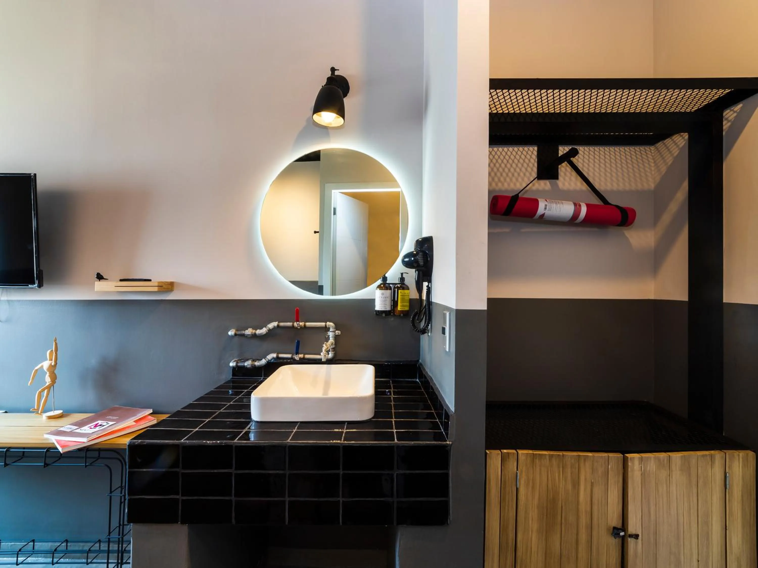 storage in Hotel NEXT