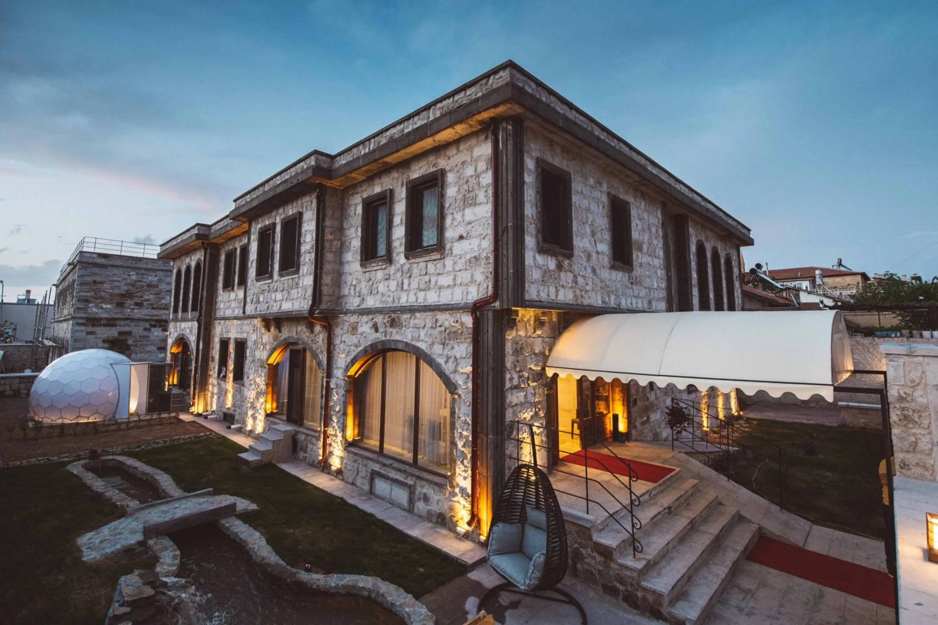 Property building in Ahiyan Hotel