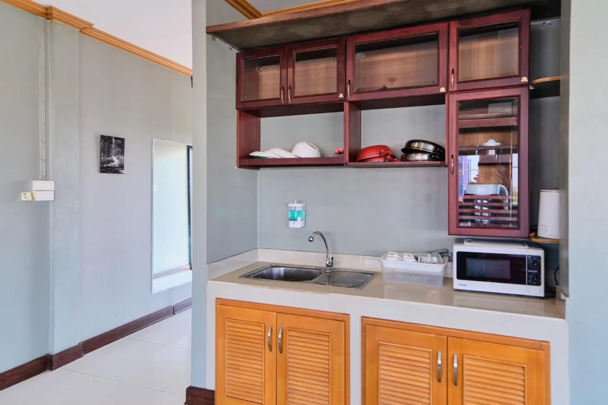 Kitchen or kitchenette in Bkk39 Airport hotel