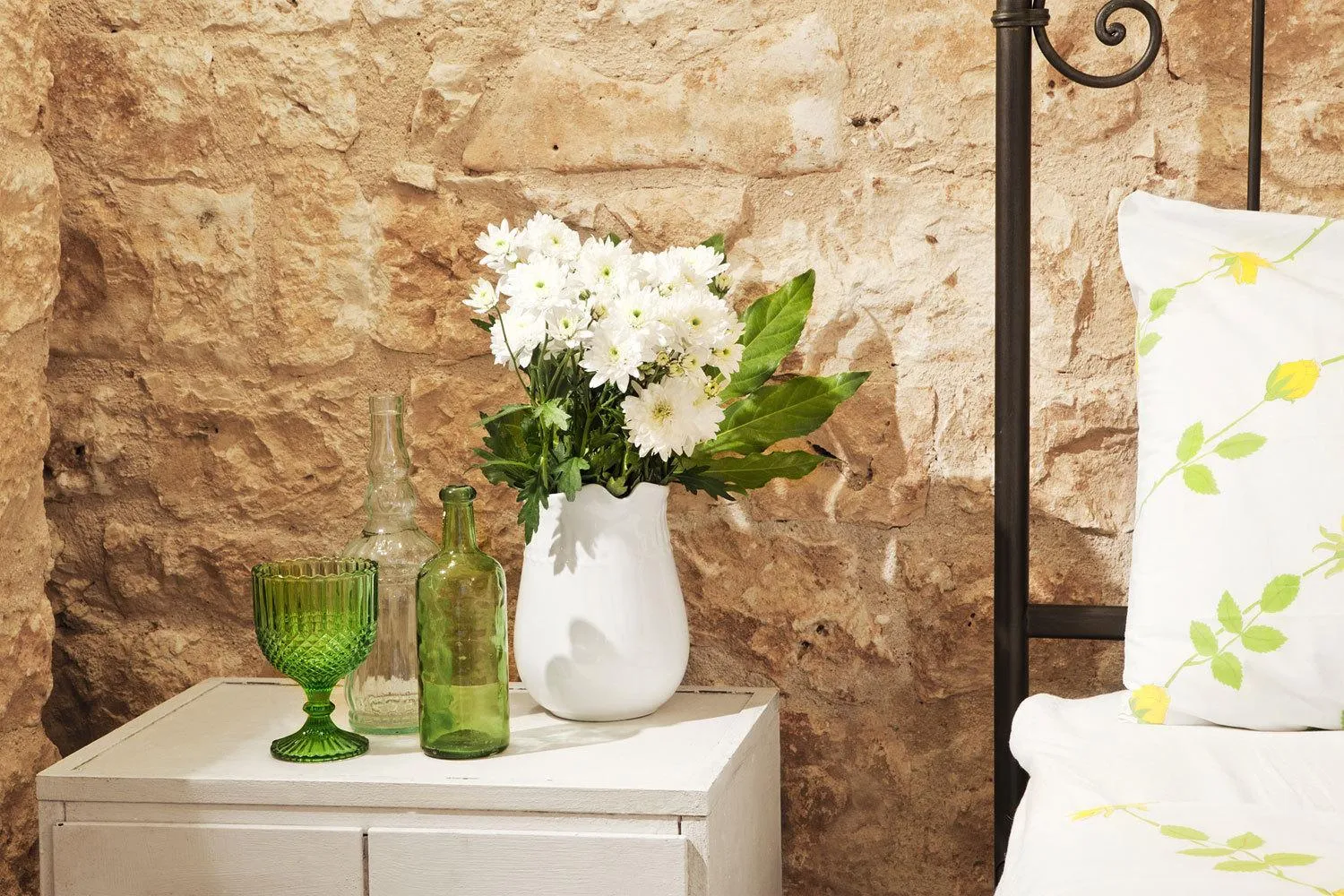 Decorative detail, Bed in Trulli del Carmine