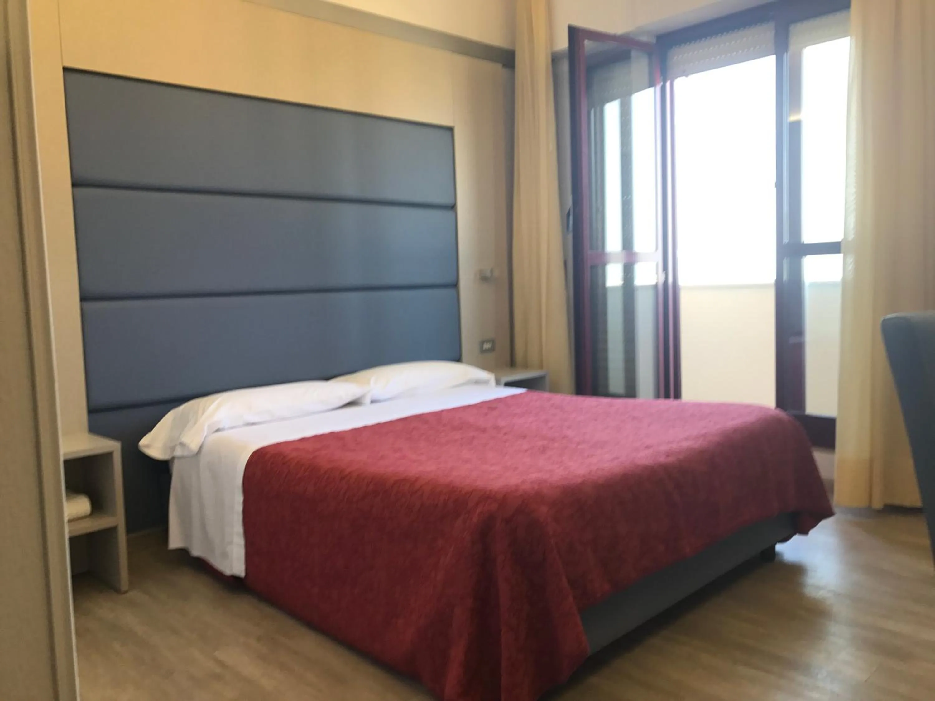 Photo of the whole room, Bed in Hotel Elisabeth Due