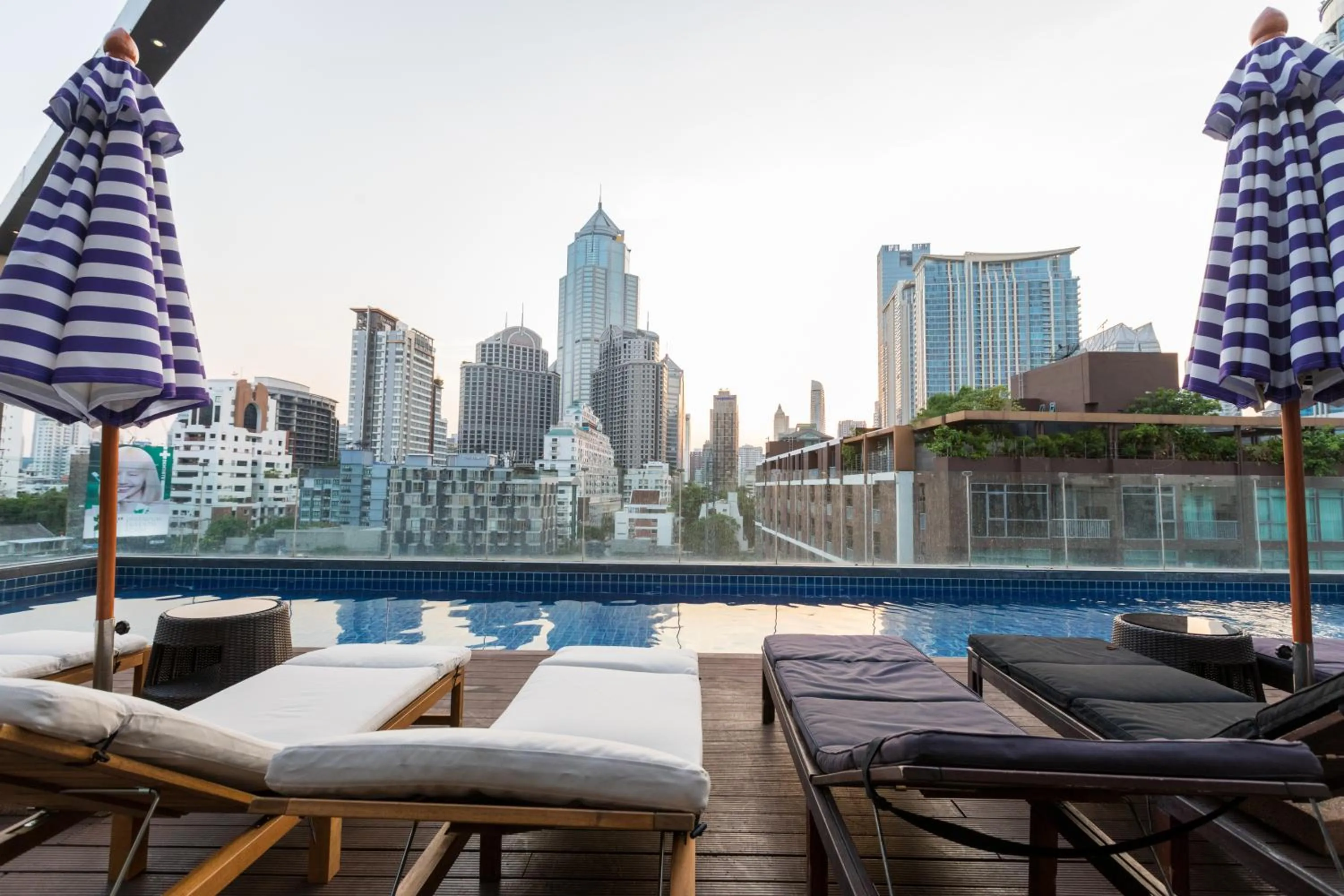 Swimming pool in Hotel Icon Bangkok Sukhumvit 2