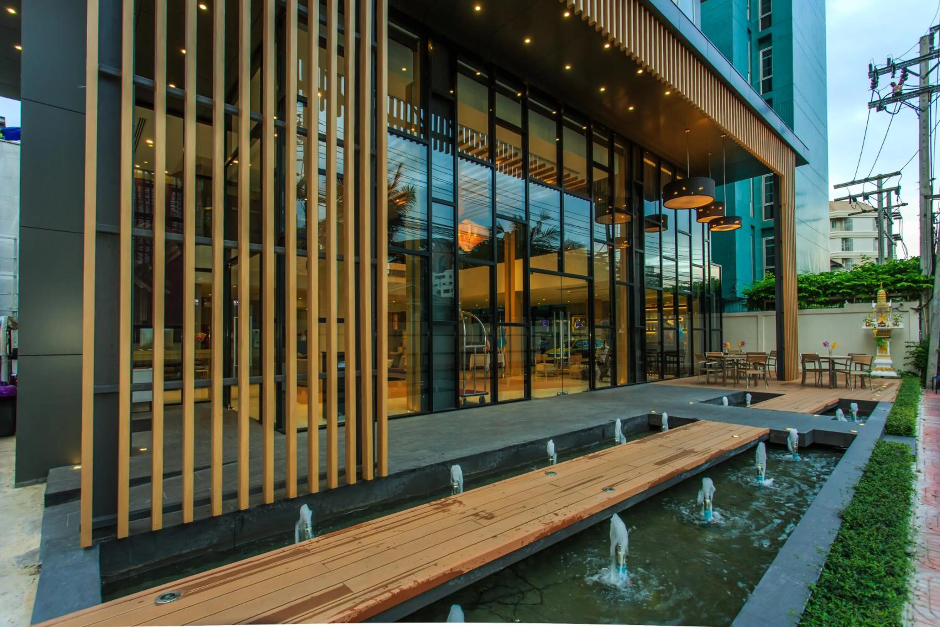 Facade/entrance in Hotel Icon Bangkok Sukhumvit 2