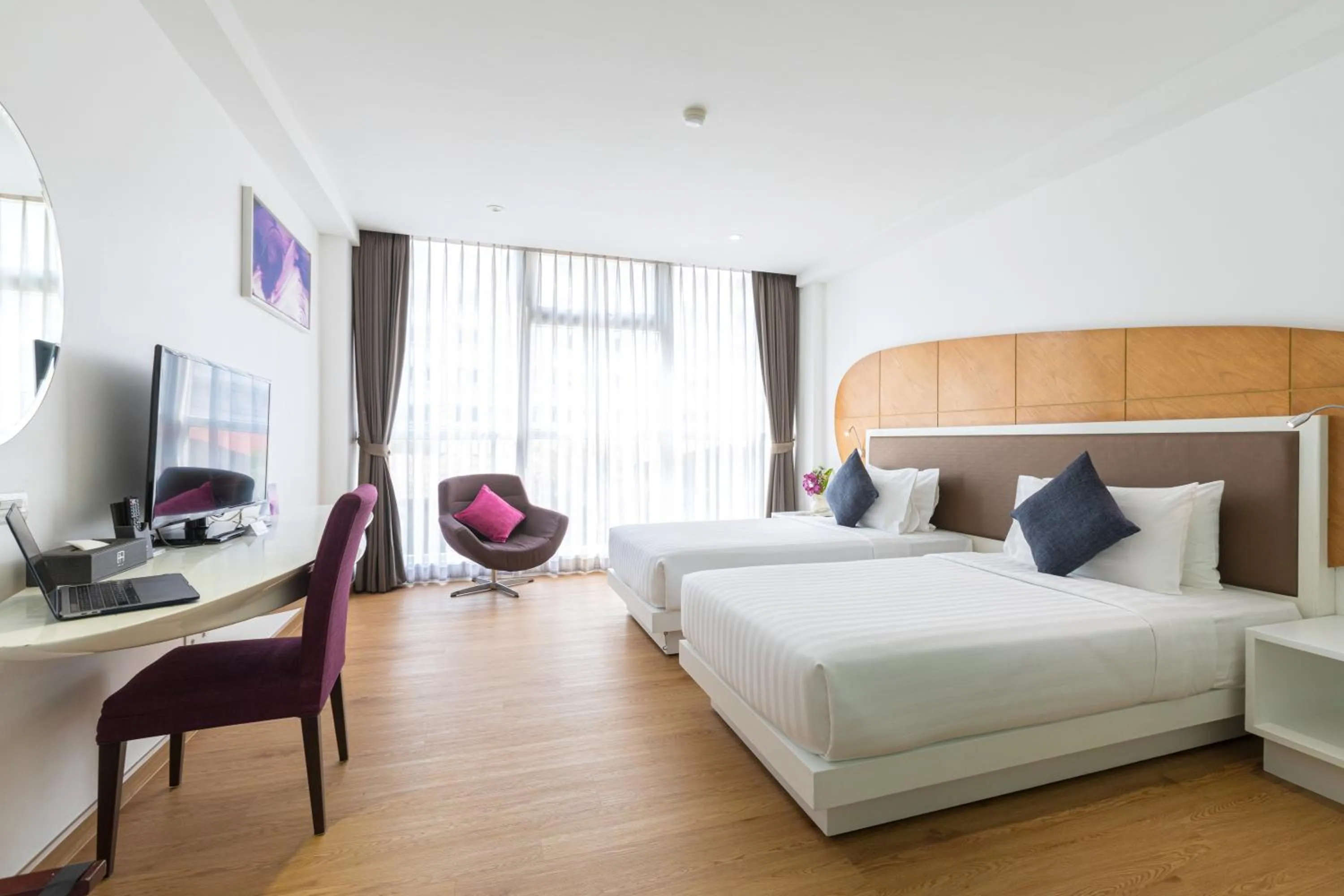 Bed in Hotel Icon Bangkok Sukhumvit 2