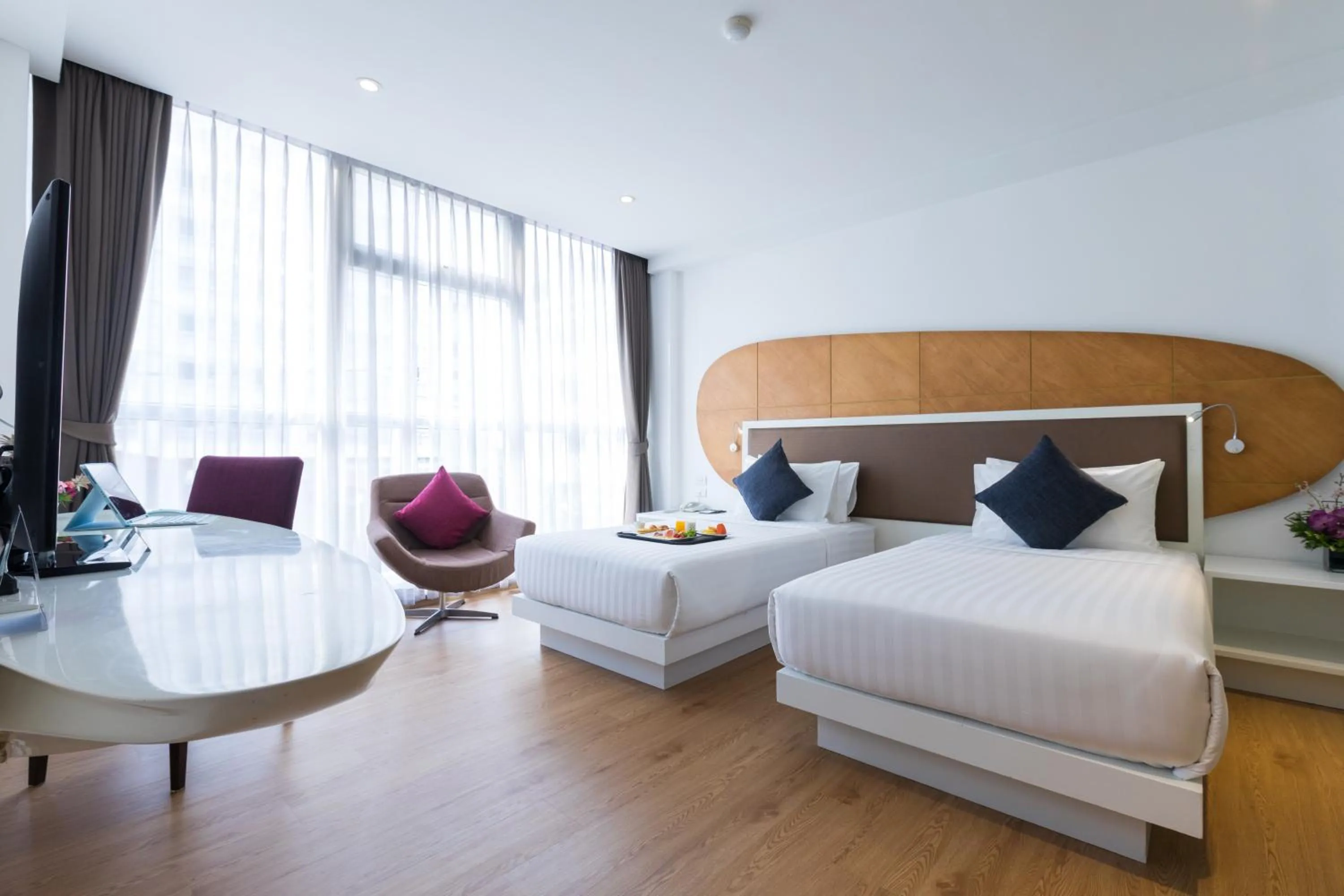 Photo of the whole room, Bed in Hotel Icon Bangkok Sukhumvit 2