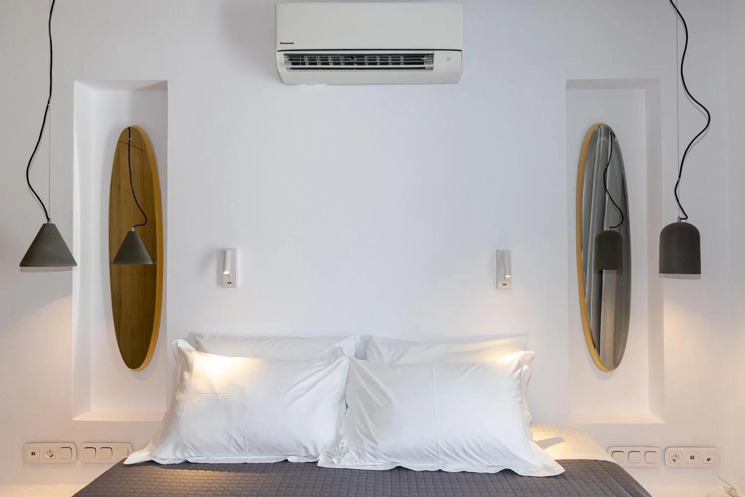 Bedroom, Bed in White Holidays Project