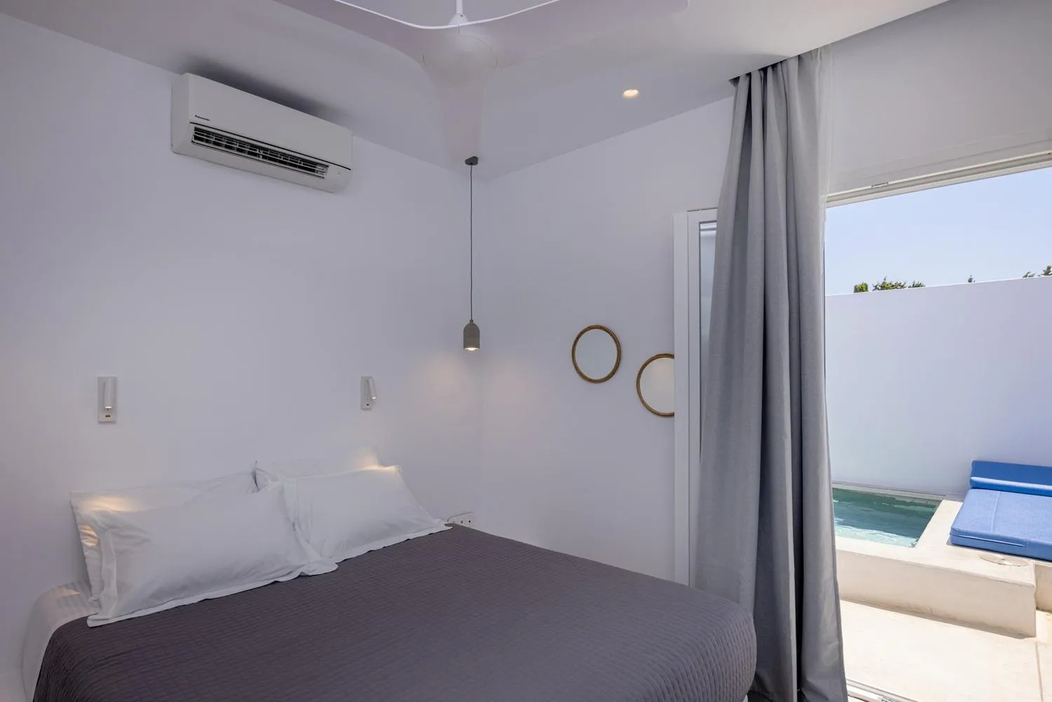 Bedroom, Bed in White Holidays Project