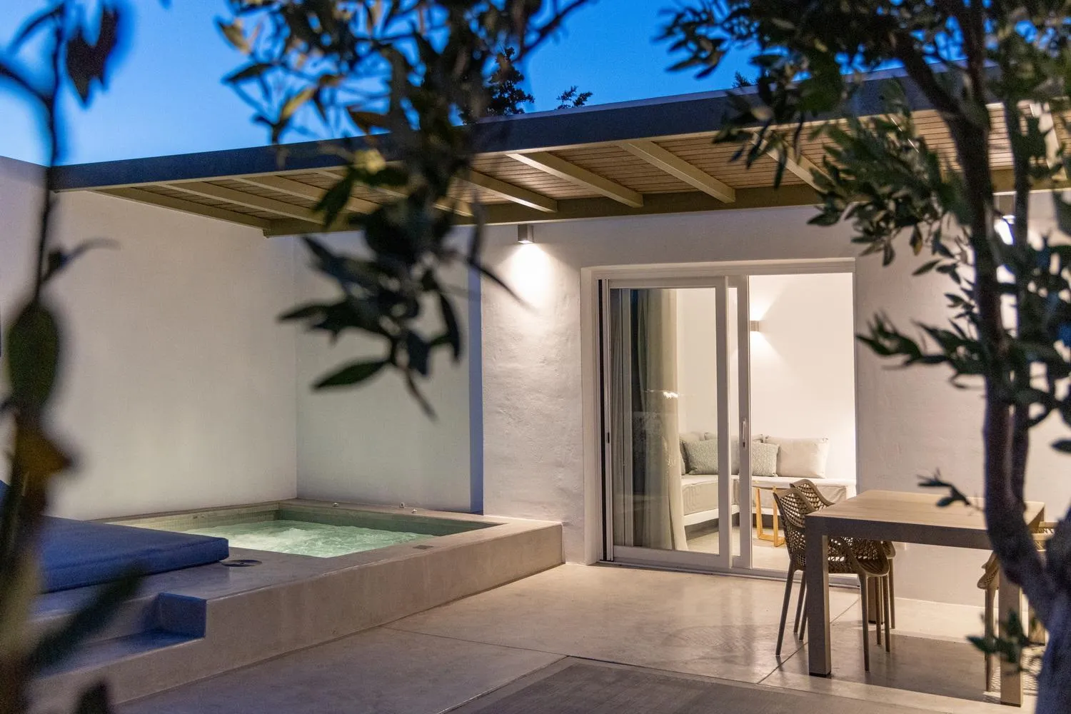 Patio in White Holidays Project