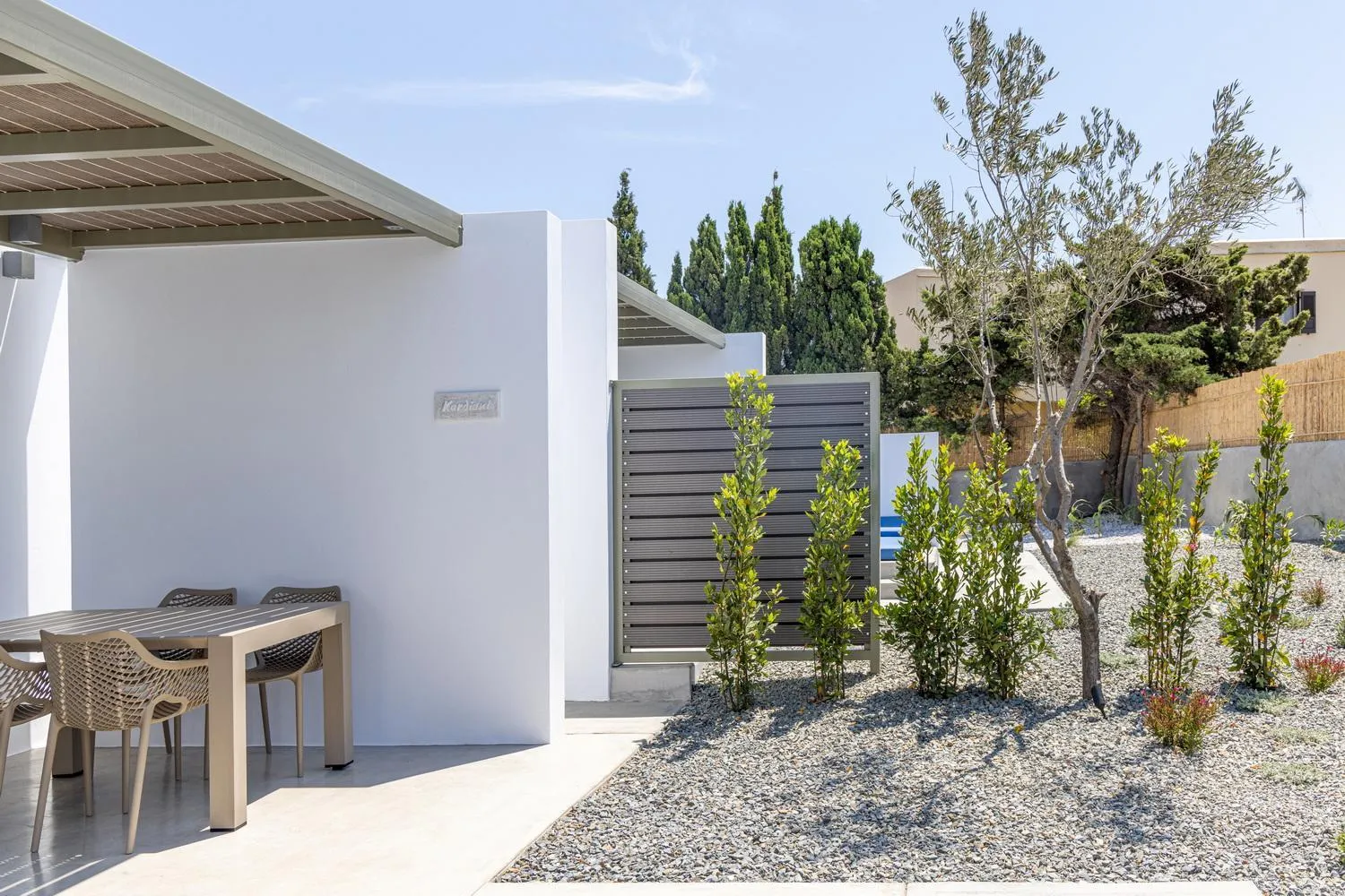 Patio in White Holidays Project