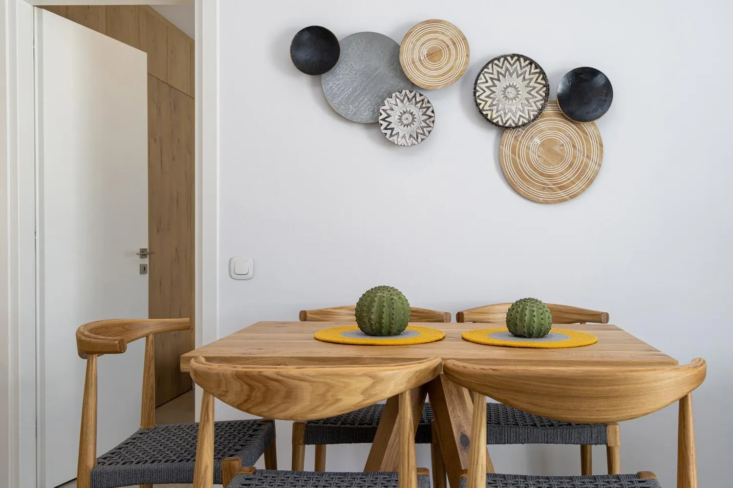 Dining area in White Holidays Project