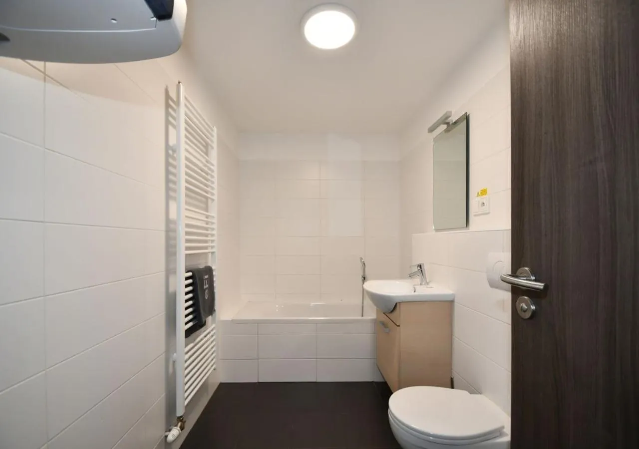 Toilet in eFi Palace Hotel