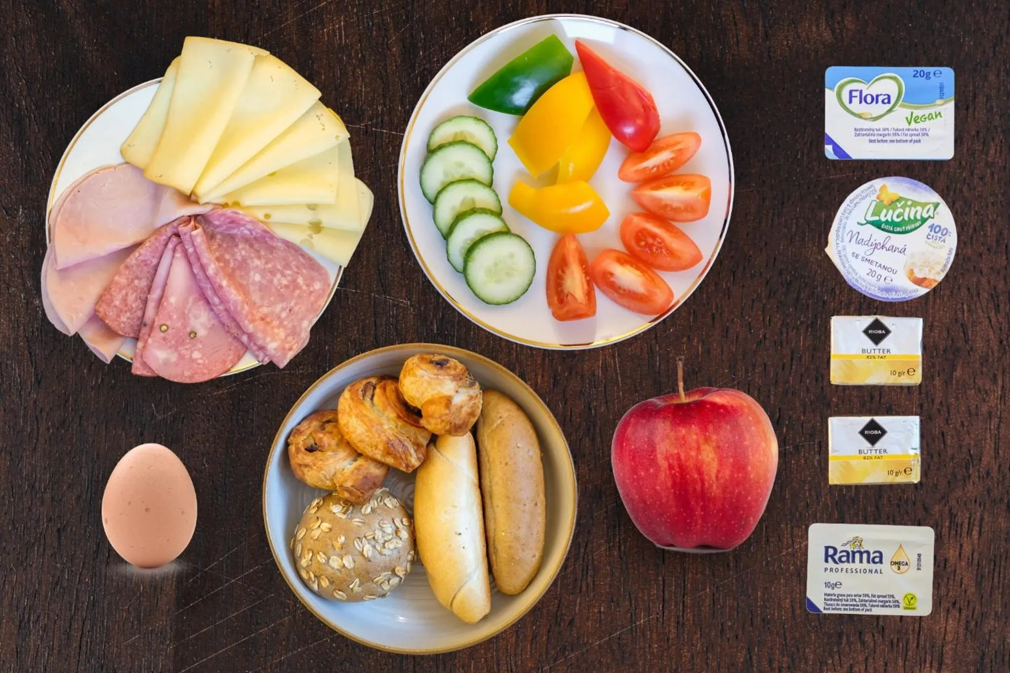 Breakfast in eFi Palace Hotel