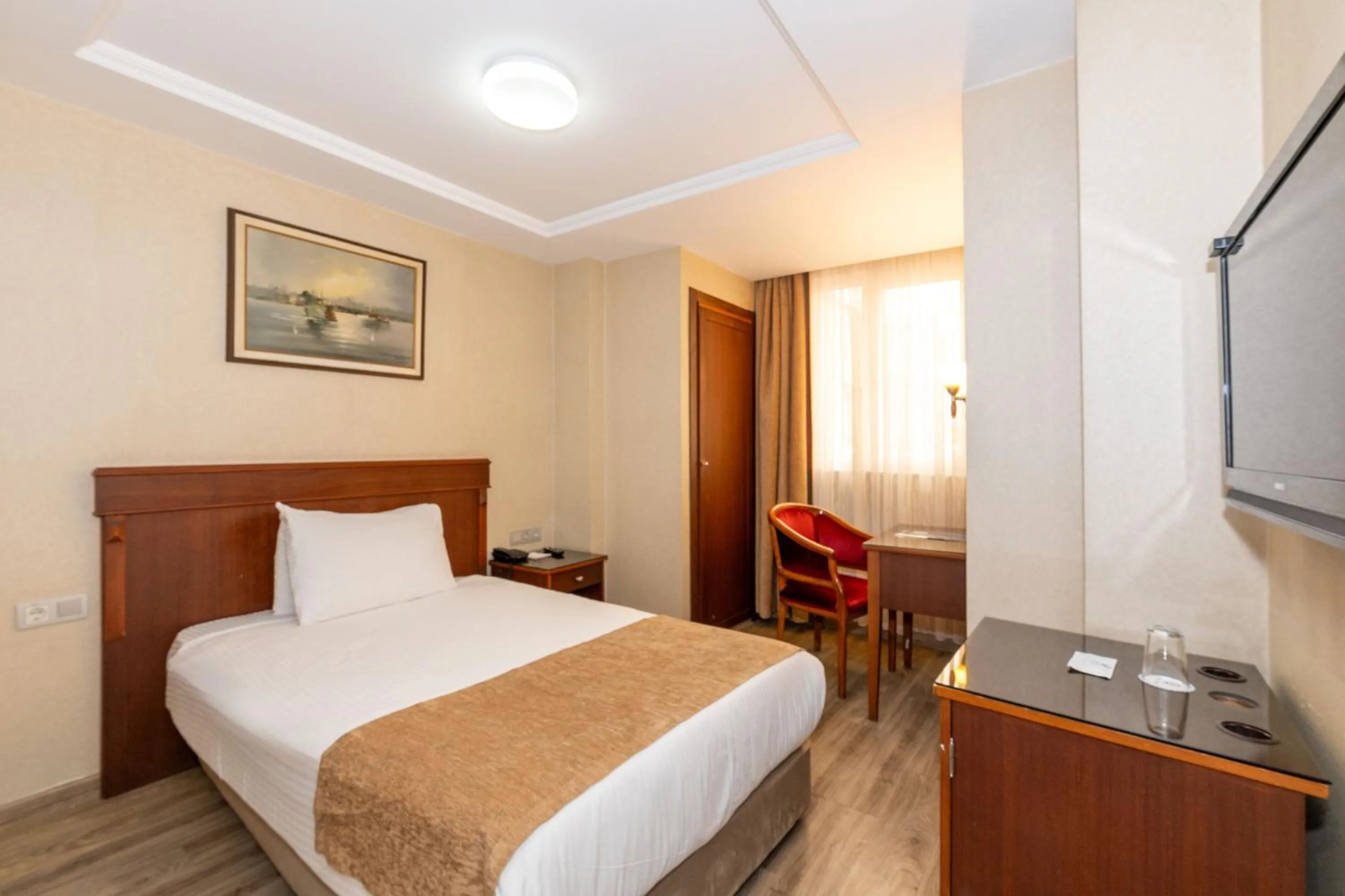 Bedroom, Bed in Askoc Hotel & SPA