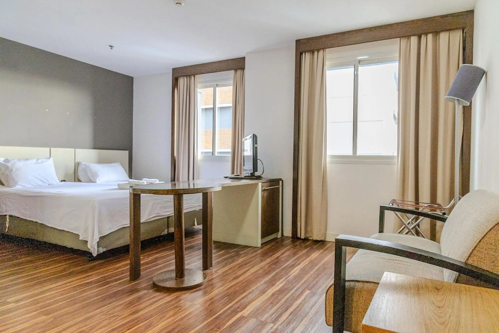 Bed in Elegant Flat Paulista Alameda Campinas Garagem , Pool, Ar Cod,