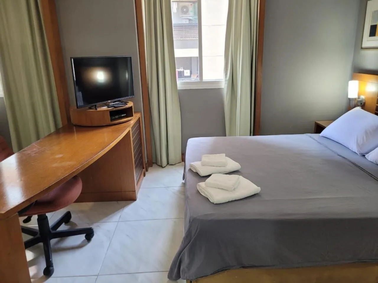 Bed in Elegant Flat Paulista Alameda Campinas Garagem , Pool, Ar Cod,