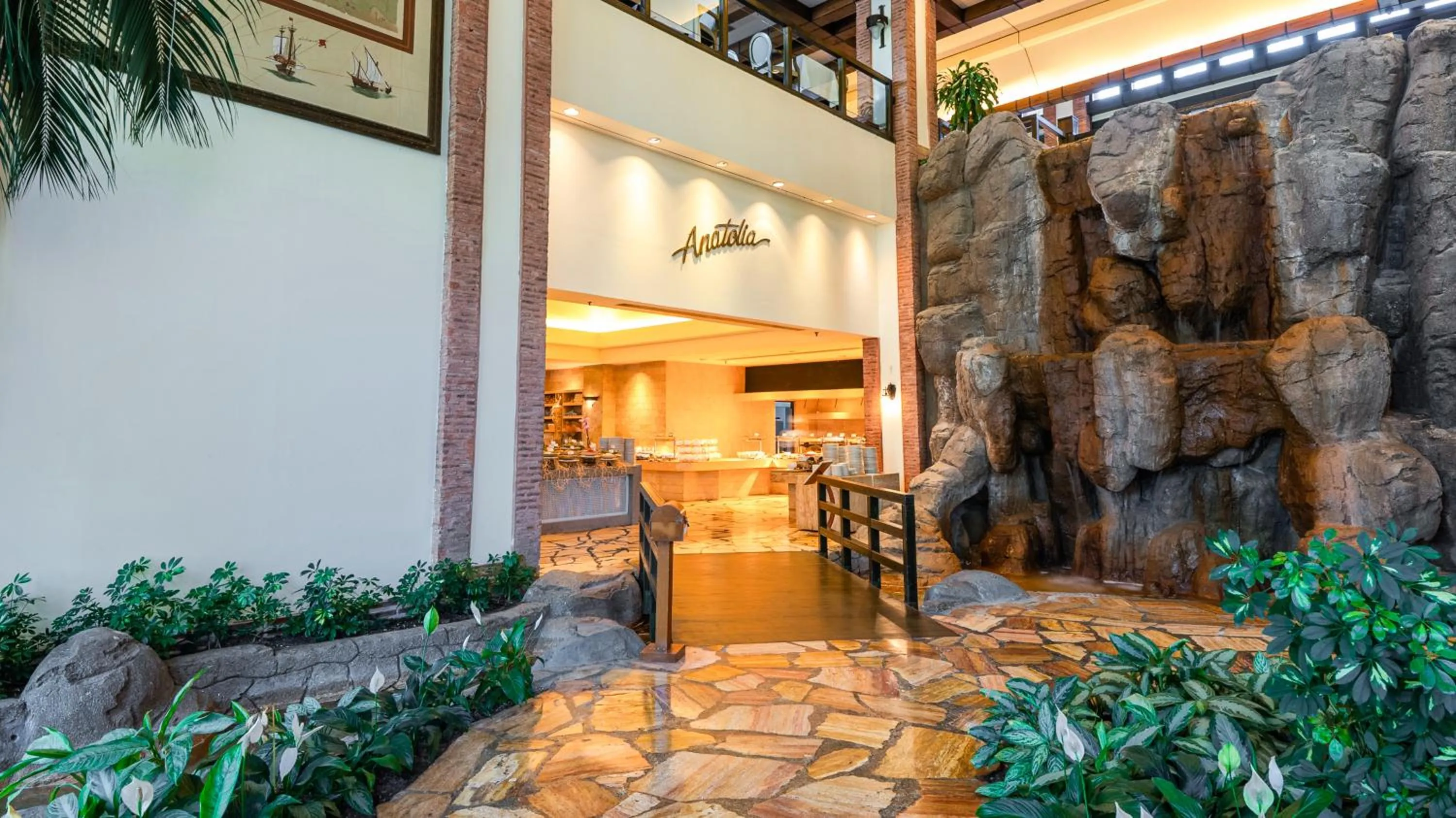 Restaurant/places to eat in Gloria Golf Resort