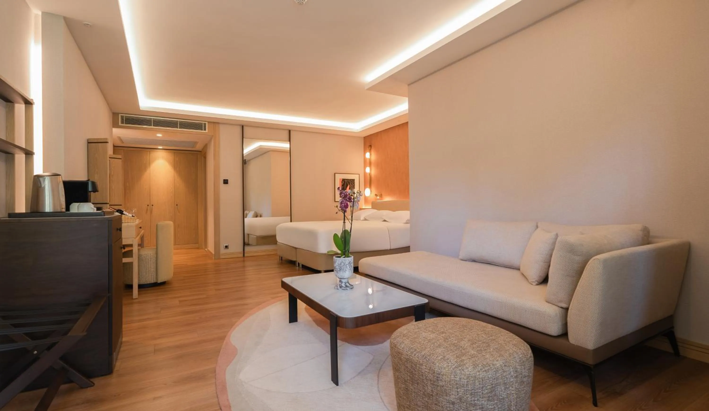 Coffee/tea facilities in Gloria Golf Resort