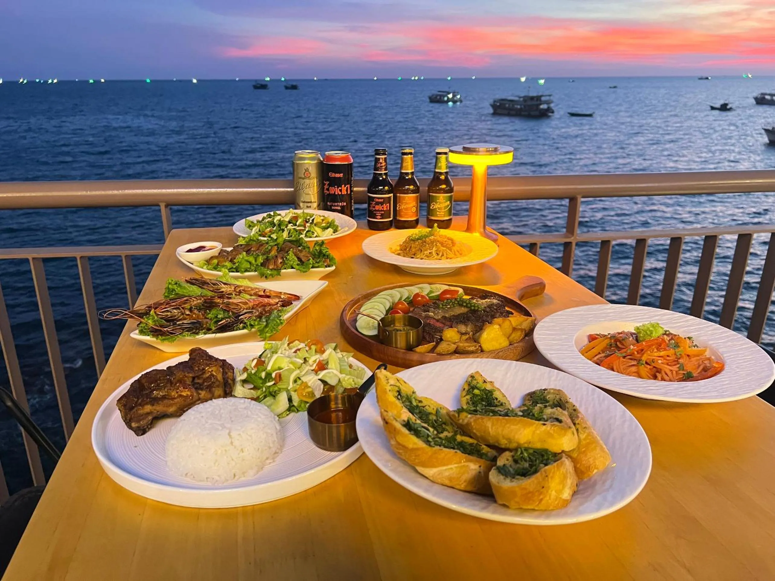 Restaurant/places to eat in Sunset Sorrento Phu Quoc