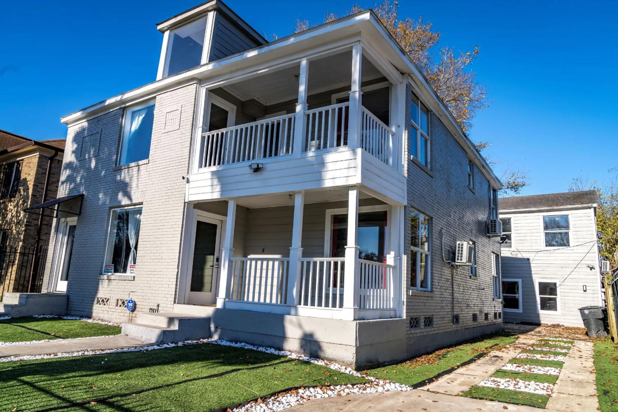 Facade/entrance in Private 3Br Gameroom Home In Houston - Sleeps 15 - 2705A