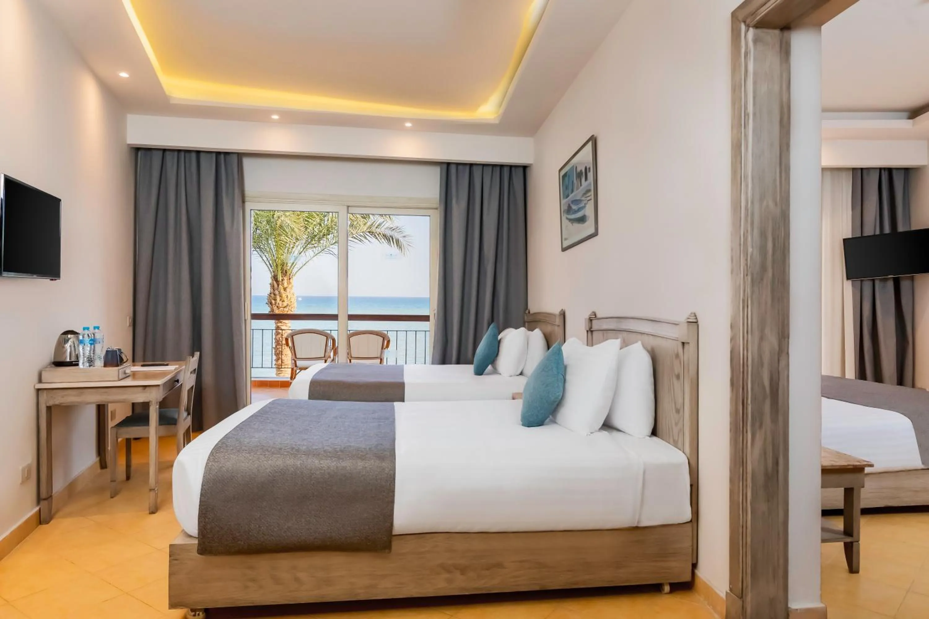 Bed in Sunrise Alma Bay Resort