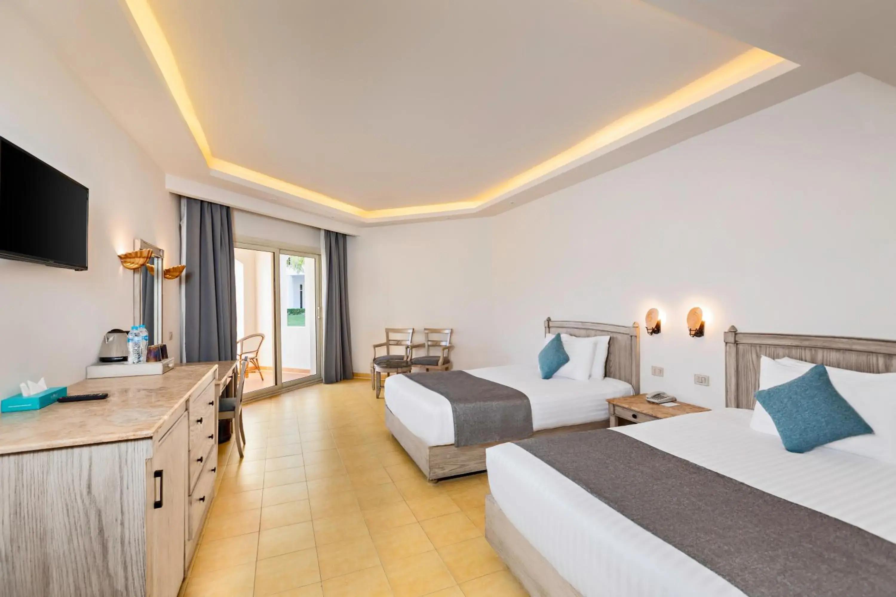 Deluxe Room Sea View - single occupancy in Sunrise Alma Bay Resort Deluxe Room Sea View - single occupancy in Sunrise Alma Bay Resort