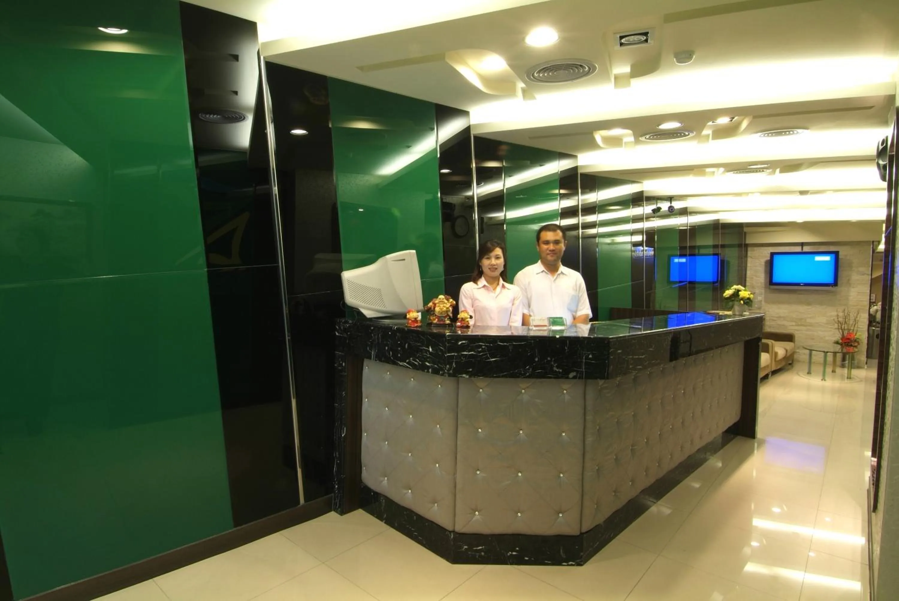 Lobby or reception in Tong Bing Express