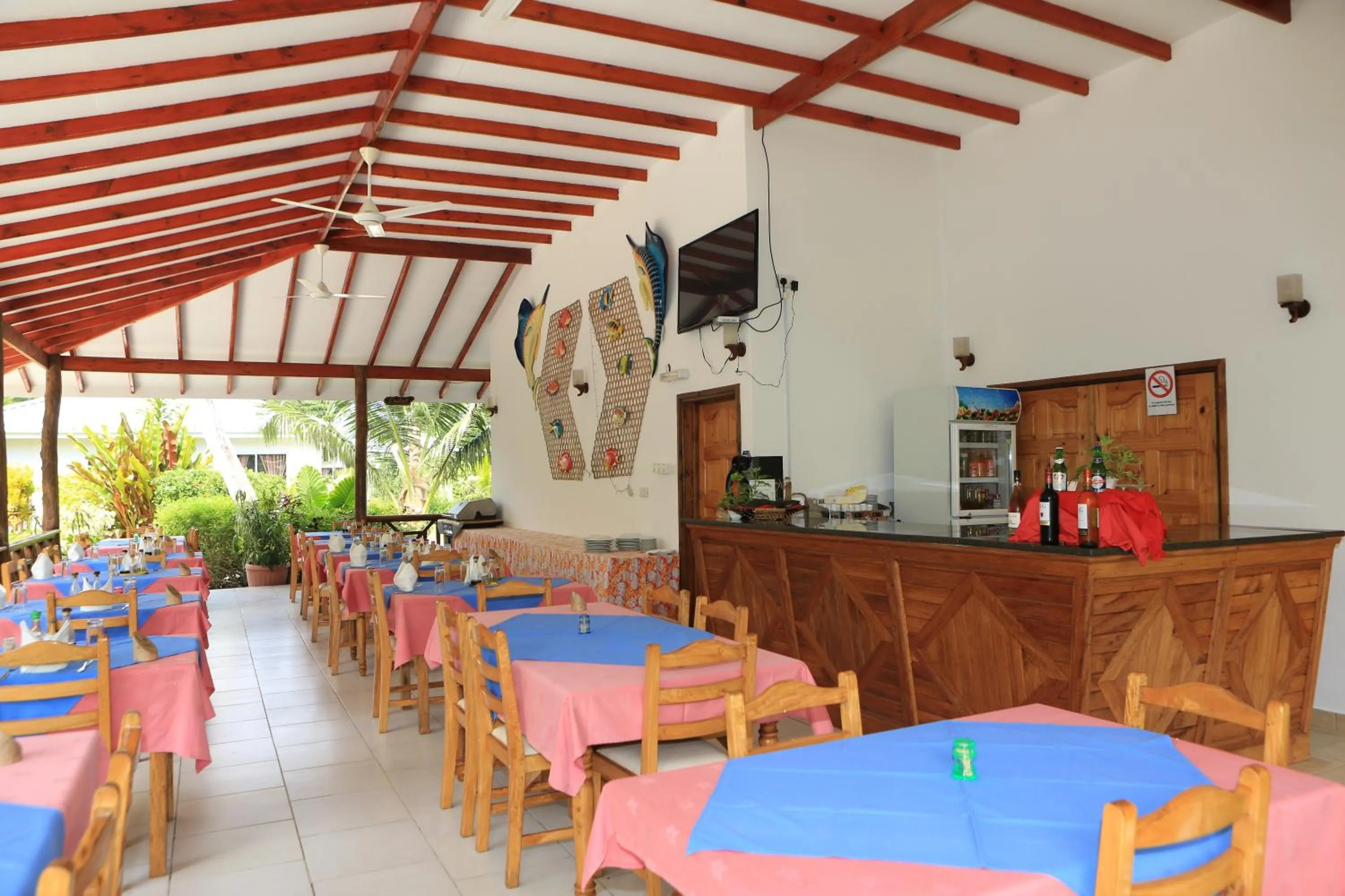 Restaurant/places to eat in Villa Veuve Casadani Hotel