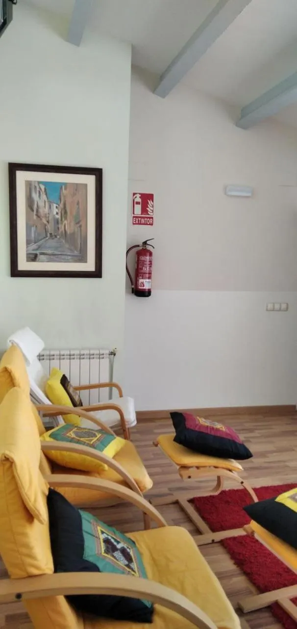 Game Room, Bed in Petit Hotel Porrera