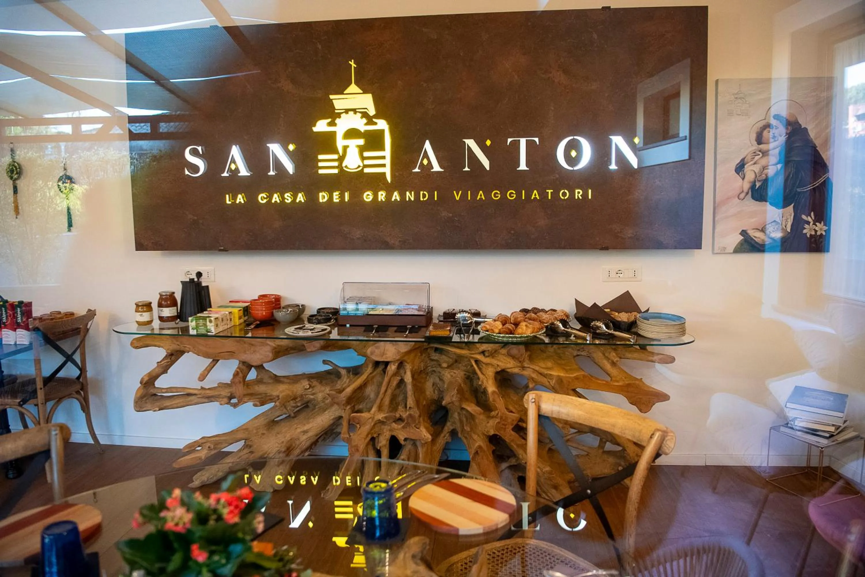 Breakfast in San Anton Hotel