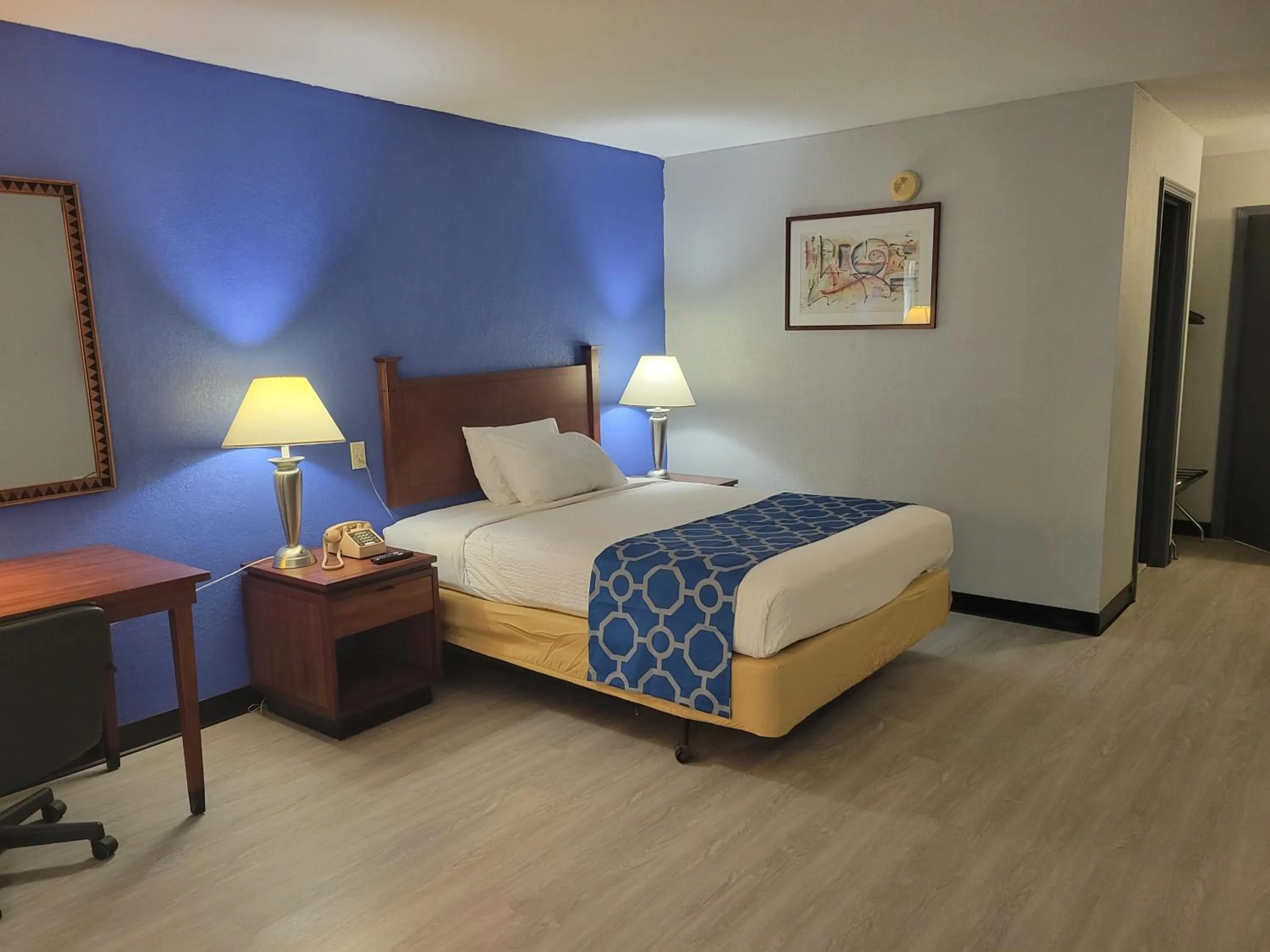 Bed in Baymont by Wyndham Hannibal