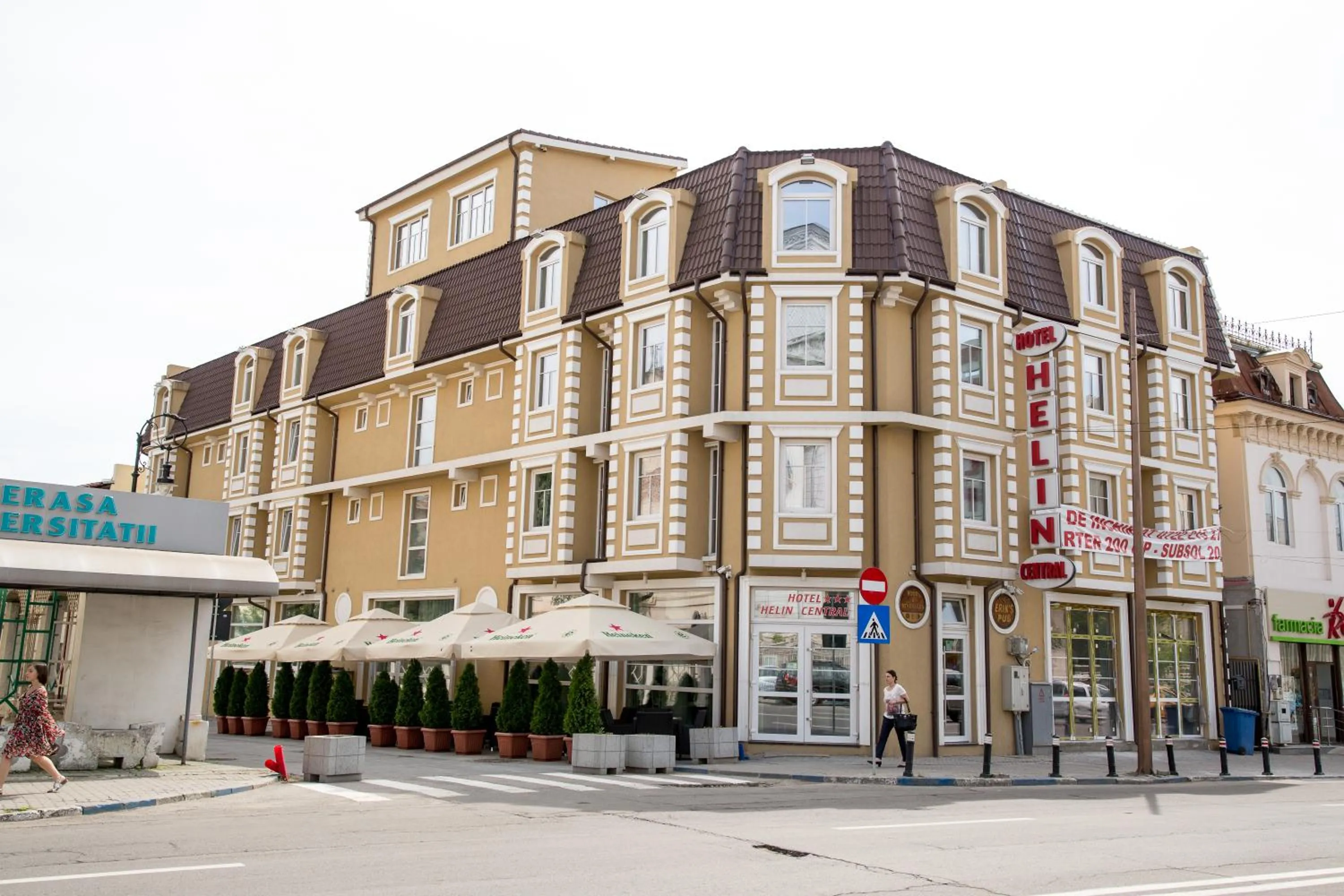 Property building in Hotel Helin Central