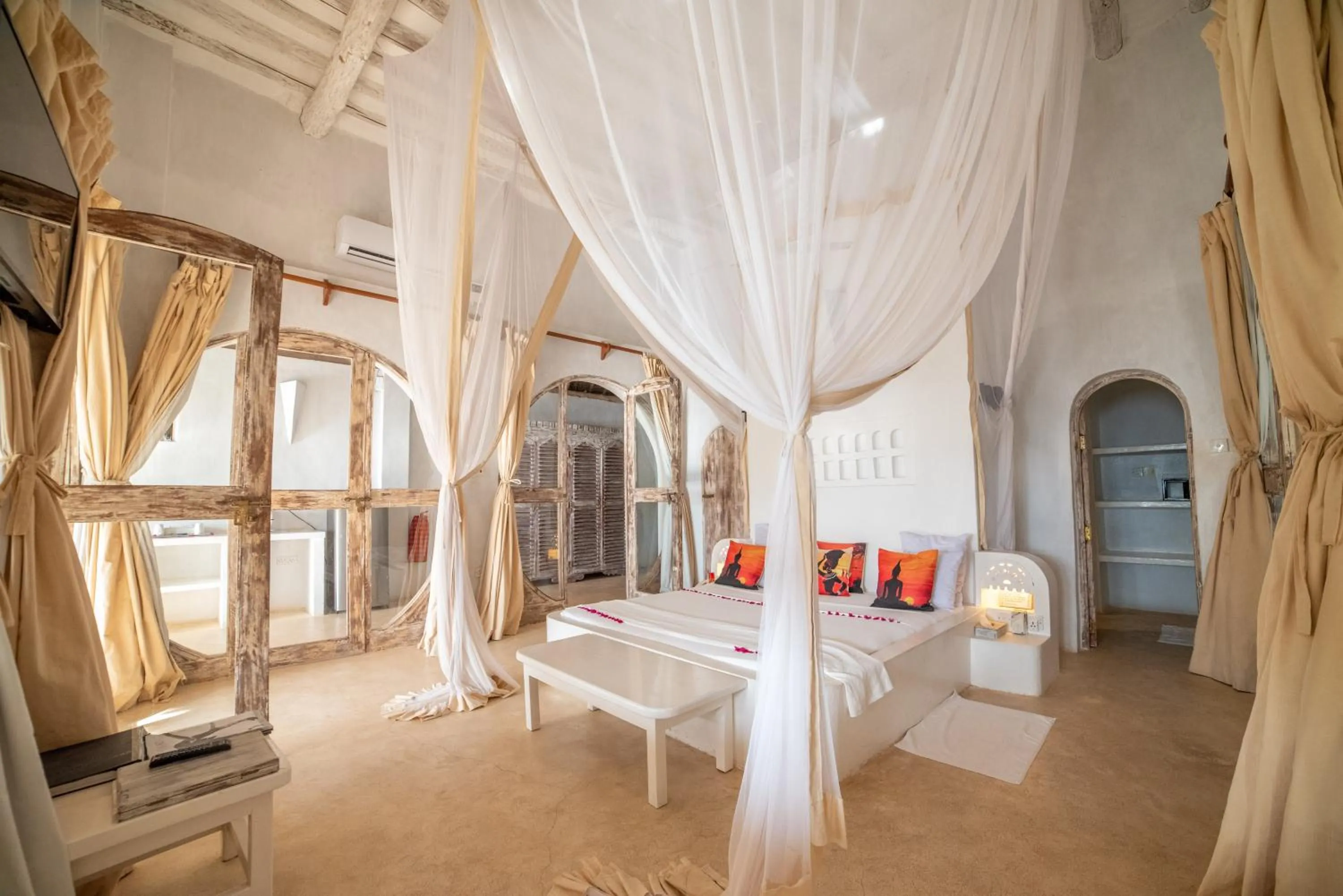 Bedroom, Bed in Msambweni Beach House and Private Villas