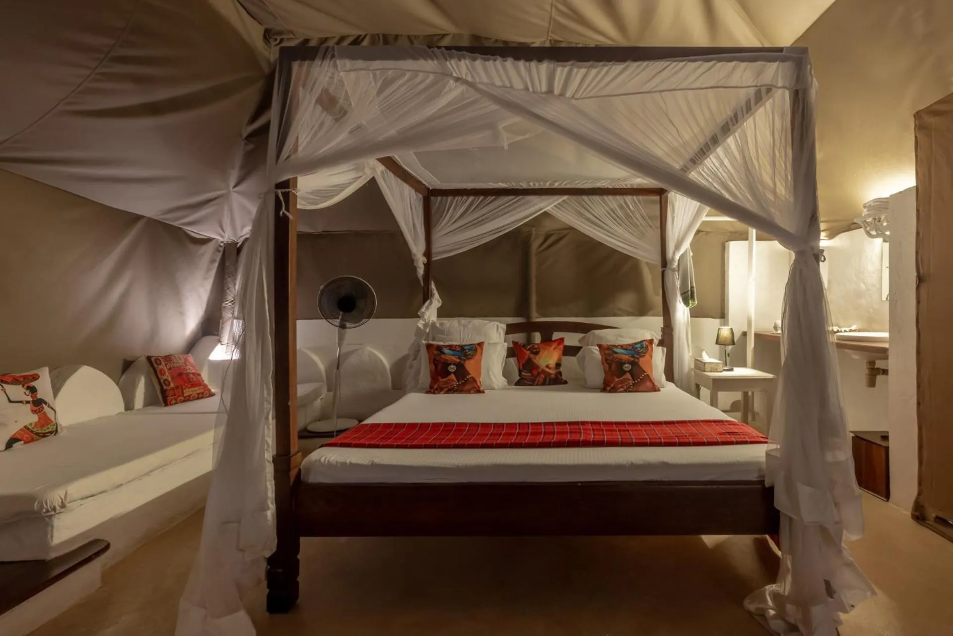 Bedroom, Bed in Msambweni Beach House and Private Villas