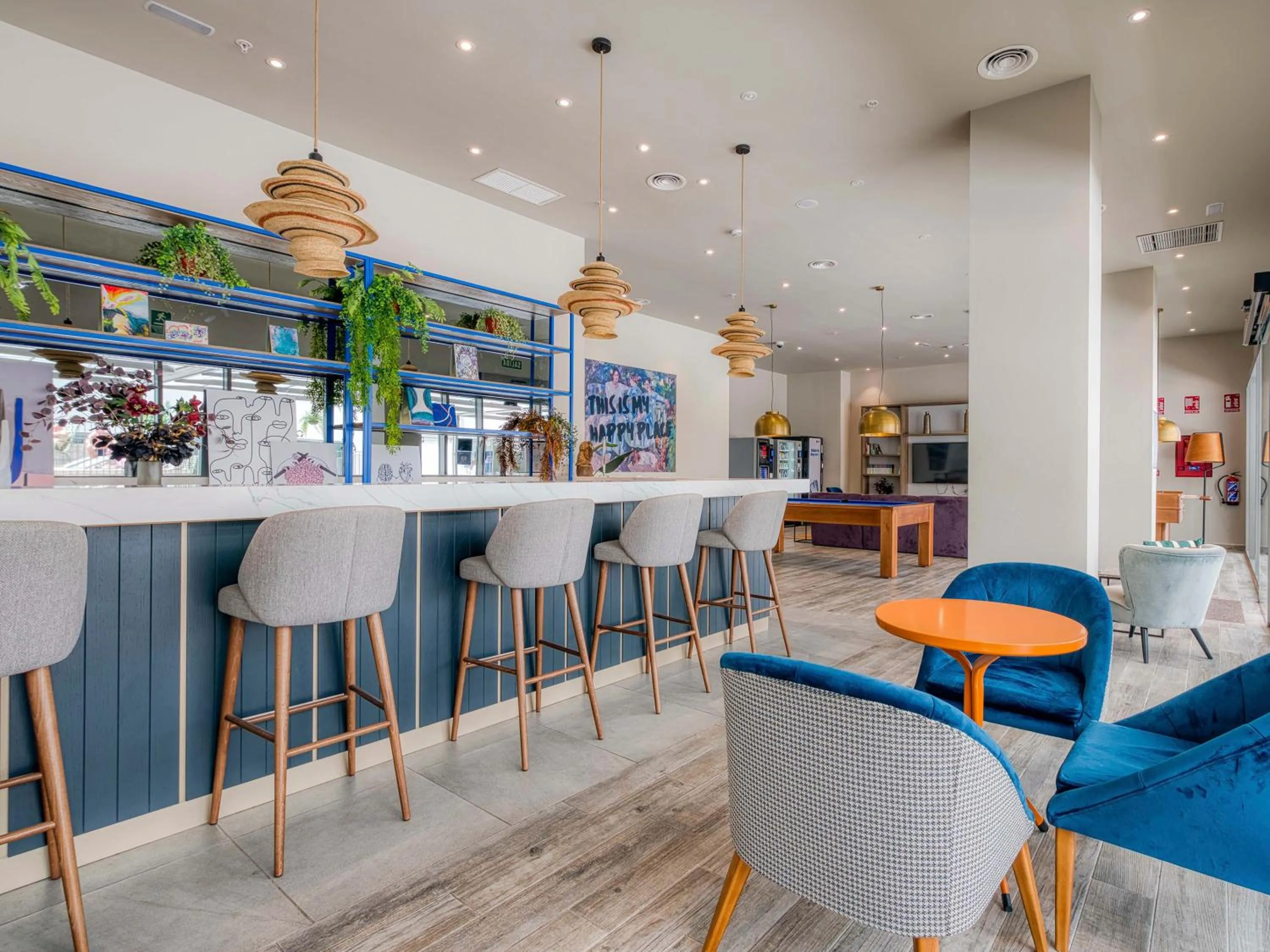 Dining area in Livensa Living Studios Valencia Marina Real Hotel-Apartamento
