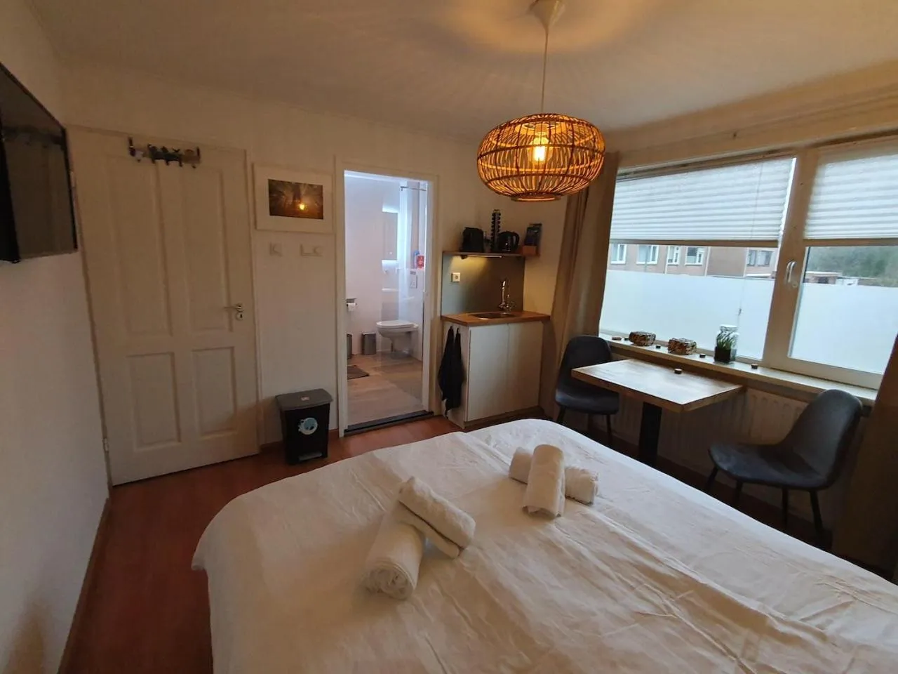 Dining area, Bed in Sleep Well Ness Domburg