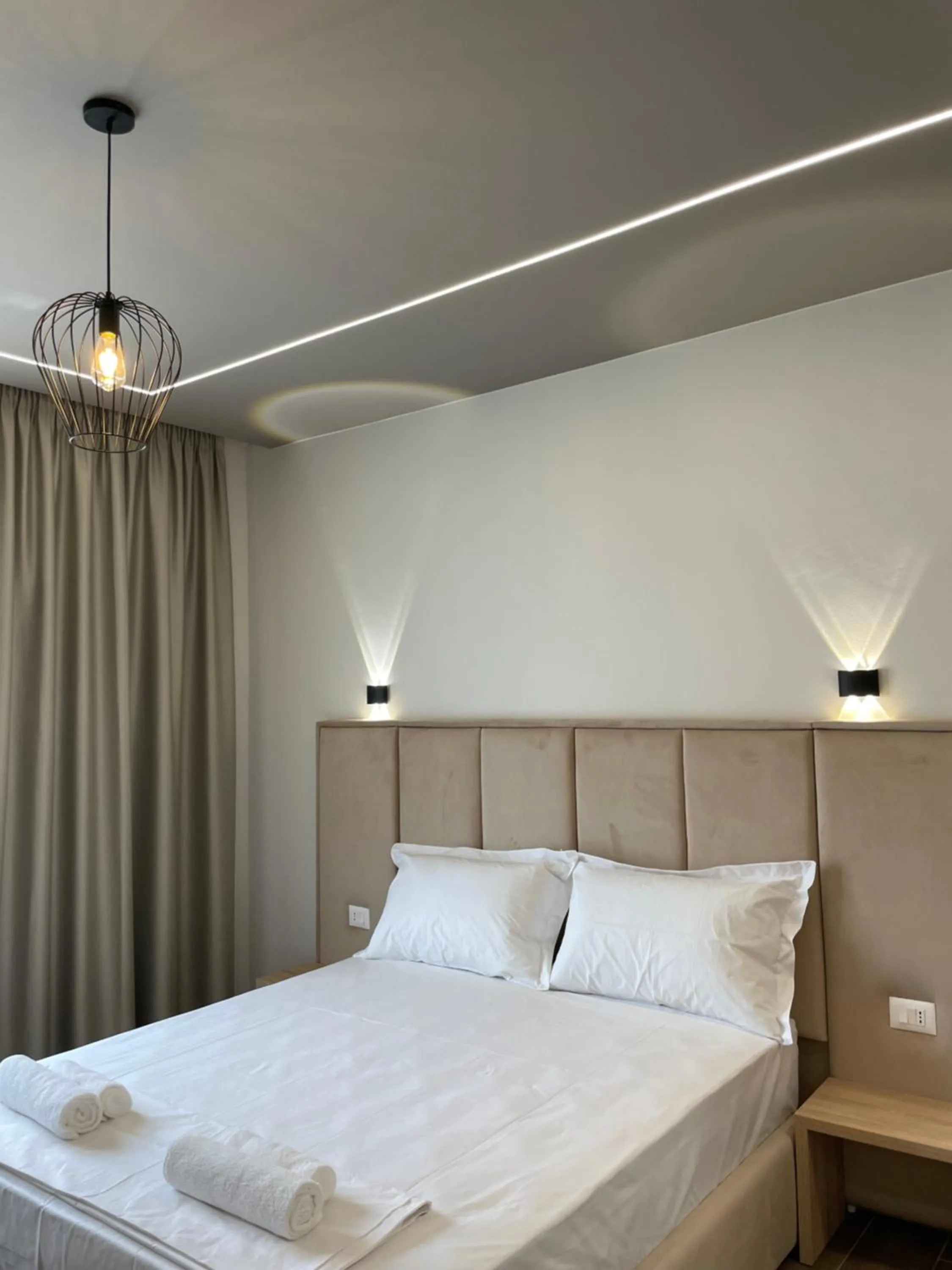 Bed in Dolanit Hotels Lubjana