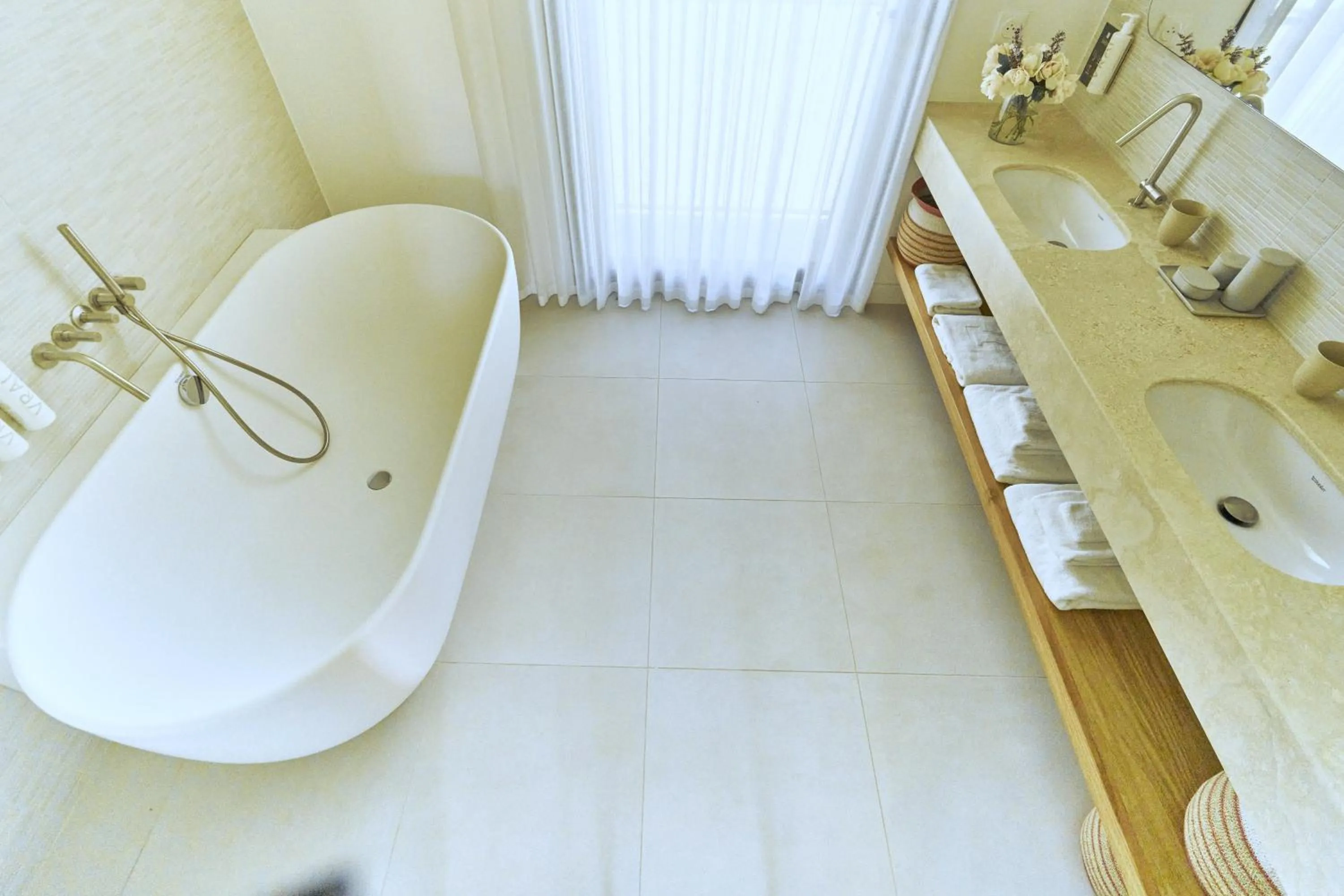 Shower in Domaine de Panery