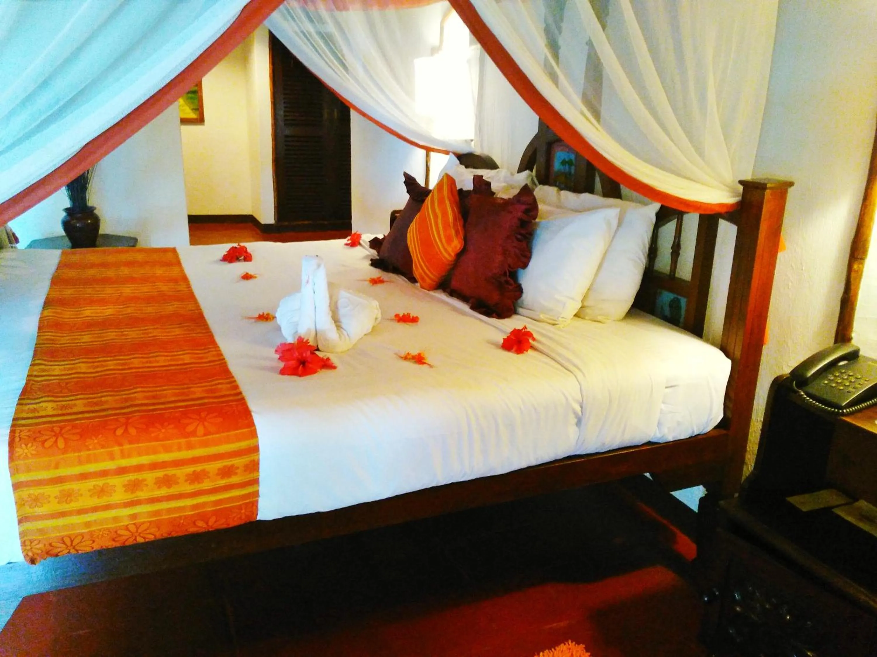 Bedroom, Bed in Zanzibar Beach Resort