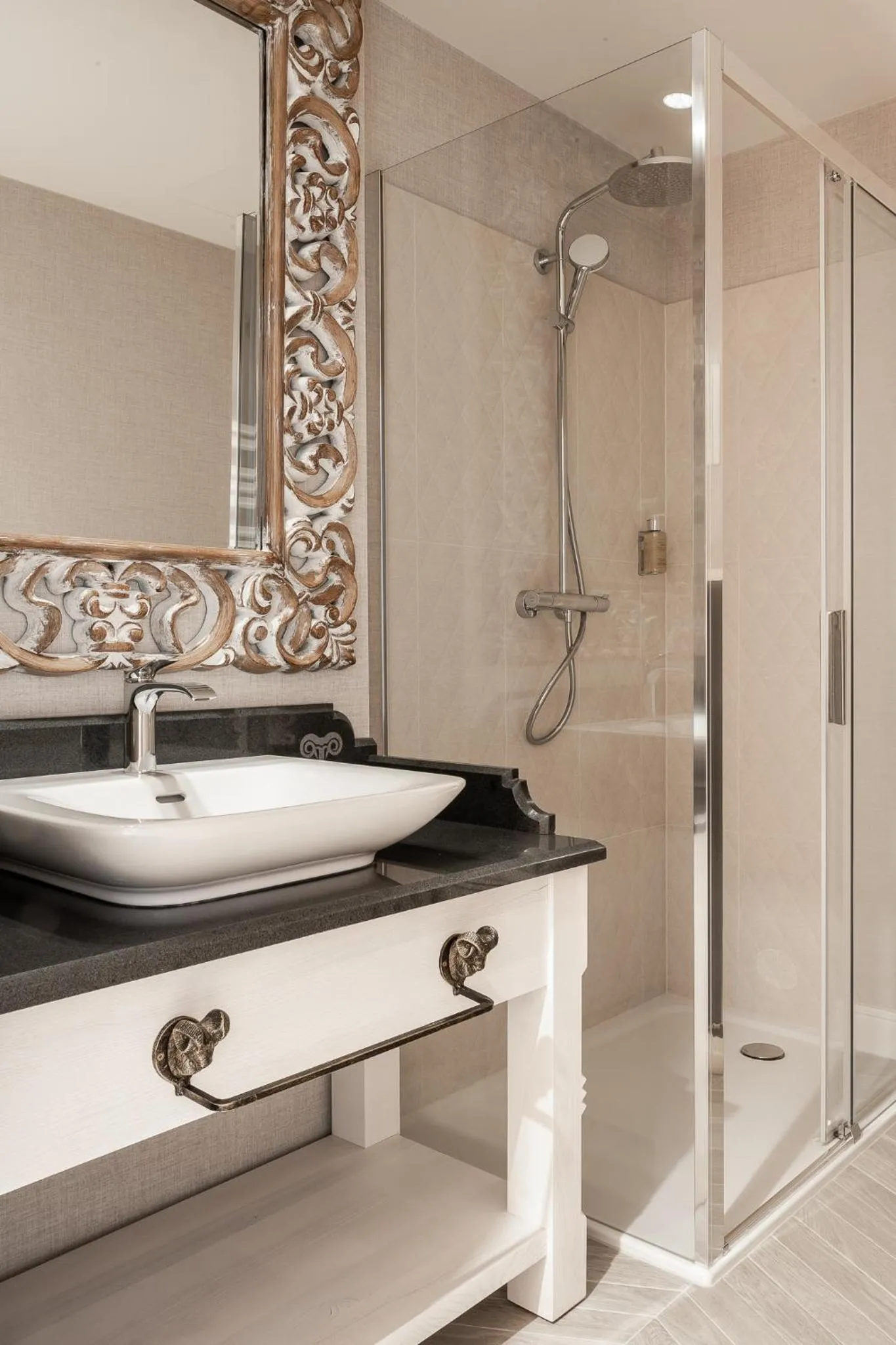 Shower in Apartamenty Aries Residence Bukowina