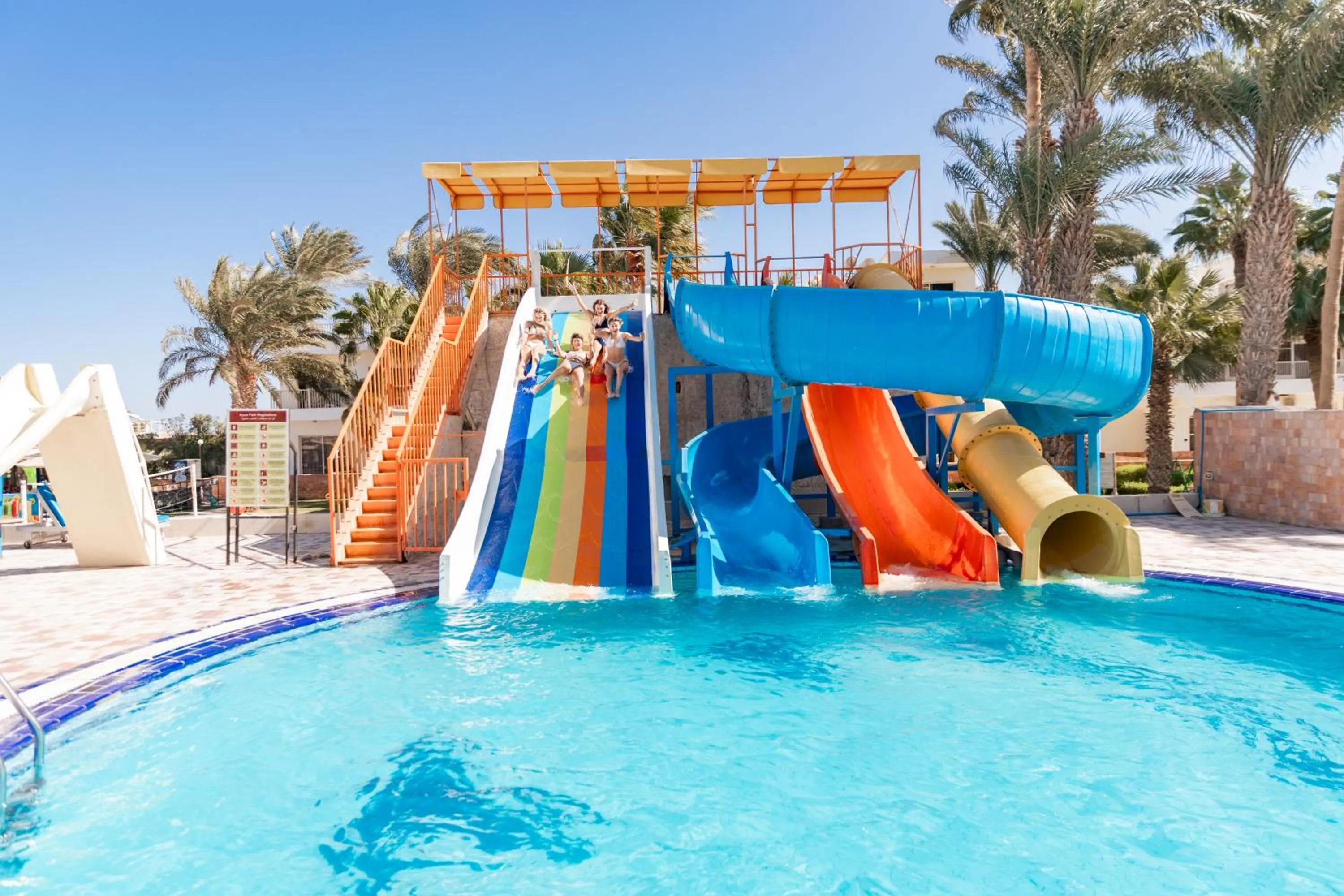 Swimming pool in Royal Star Beach Resort