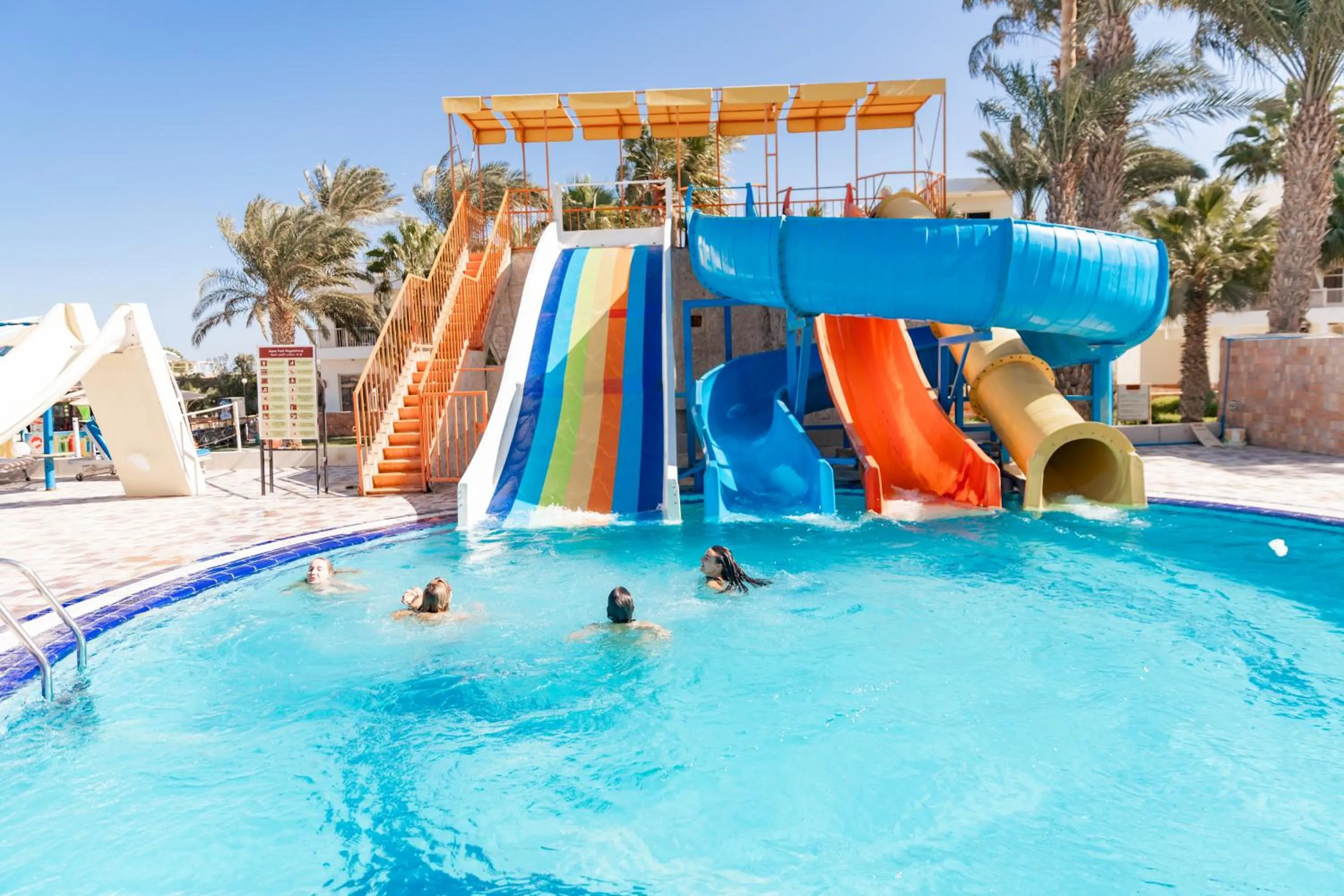 Swimming pool in Royal Star Beach Resort