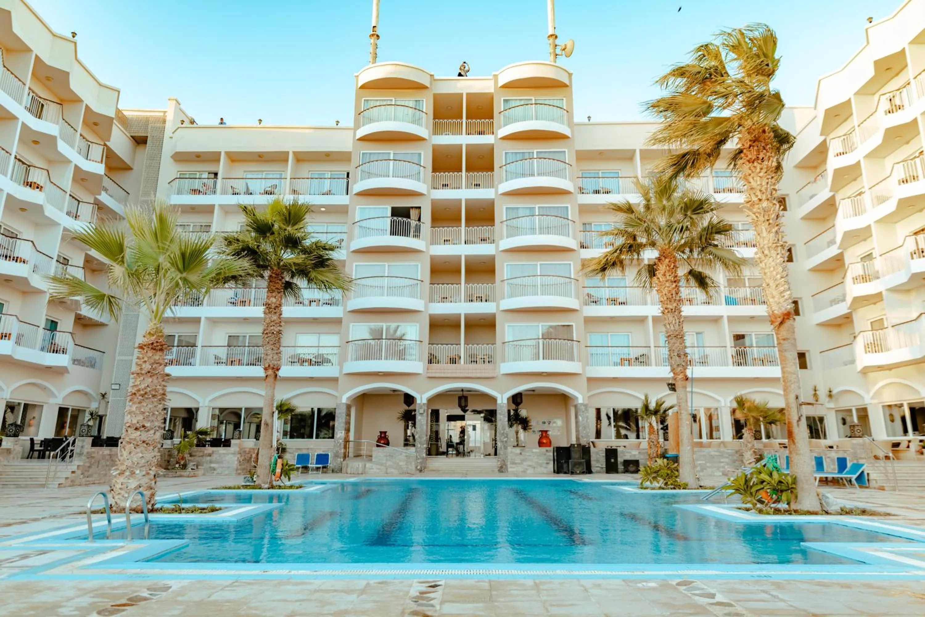 Swimming pool in Royal Star Beach Resort